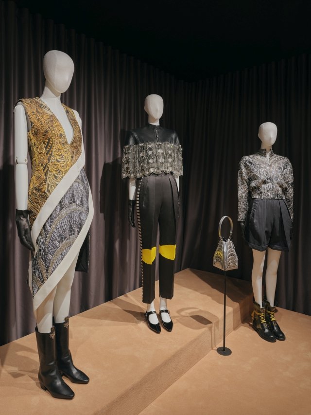LOUIS VUITTON ONTHULT IN PARIJS EXPOSITIE: LOUIS VUITTON ART DECO