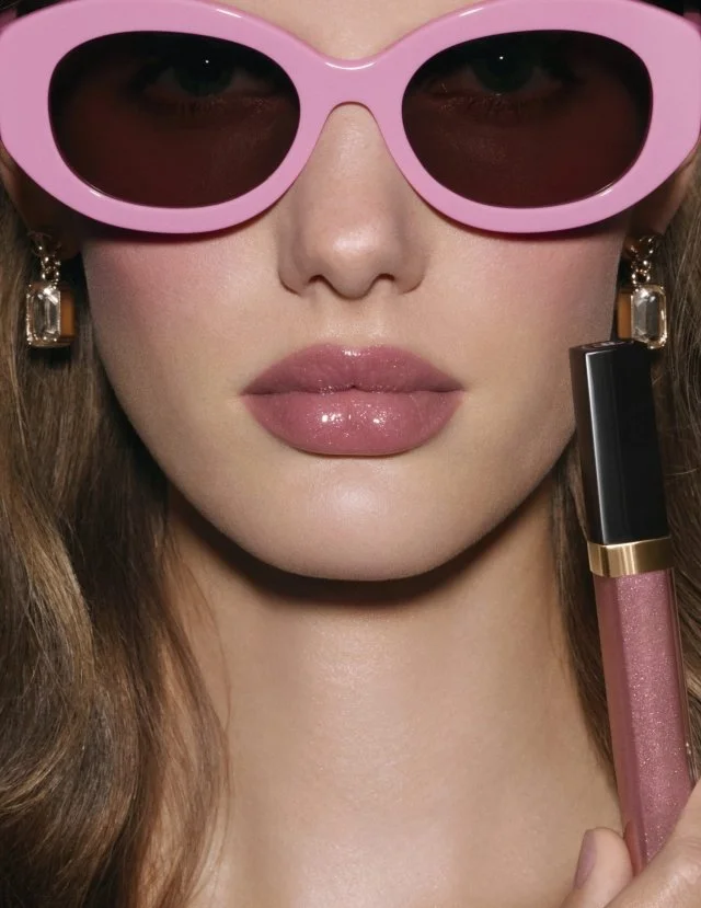 SPIEGELTJE SPIEGELTJE! ROUGE COCO HYDRA GLOSS VAN CHANEL