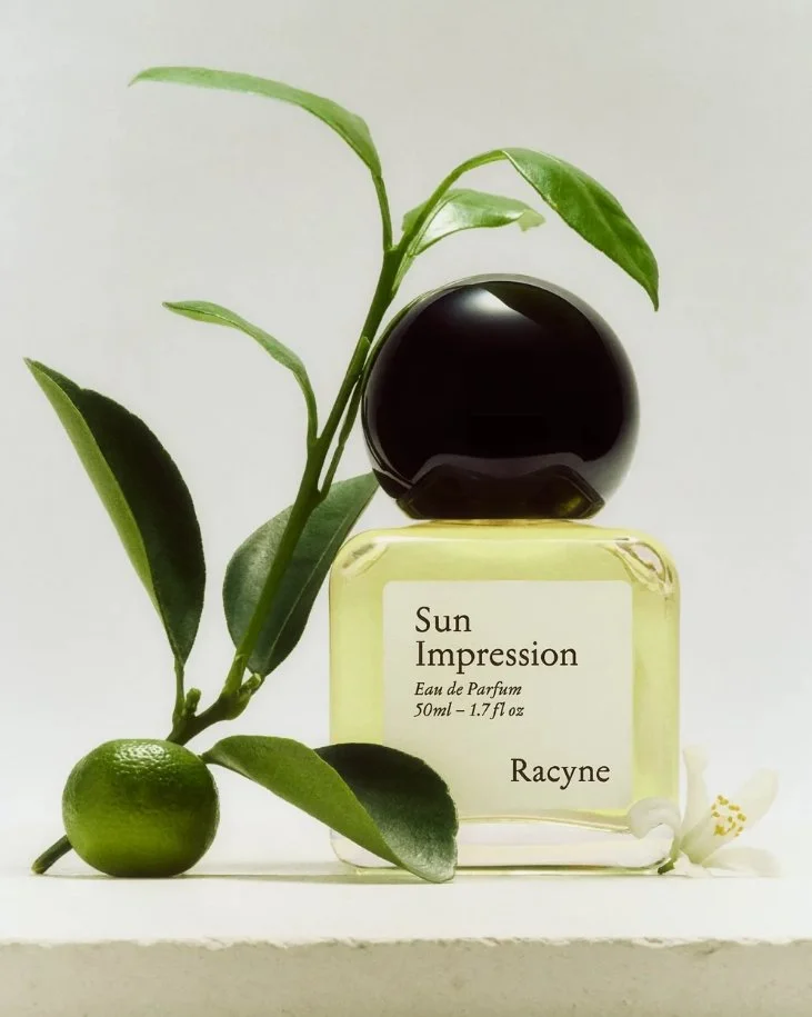 ‍  ‍RACYNE: EEN PARFUM MERK OM TE ONTHOUDEN