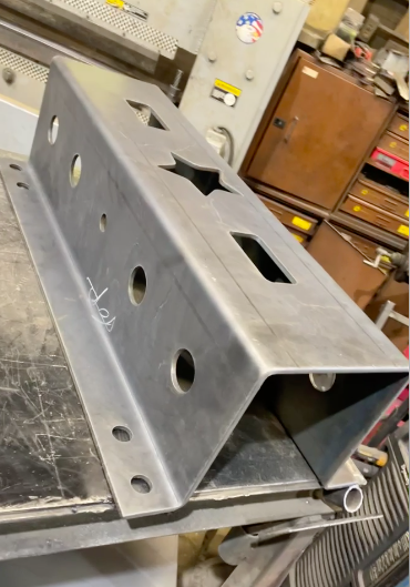 star semi frame .png