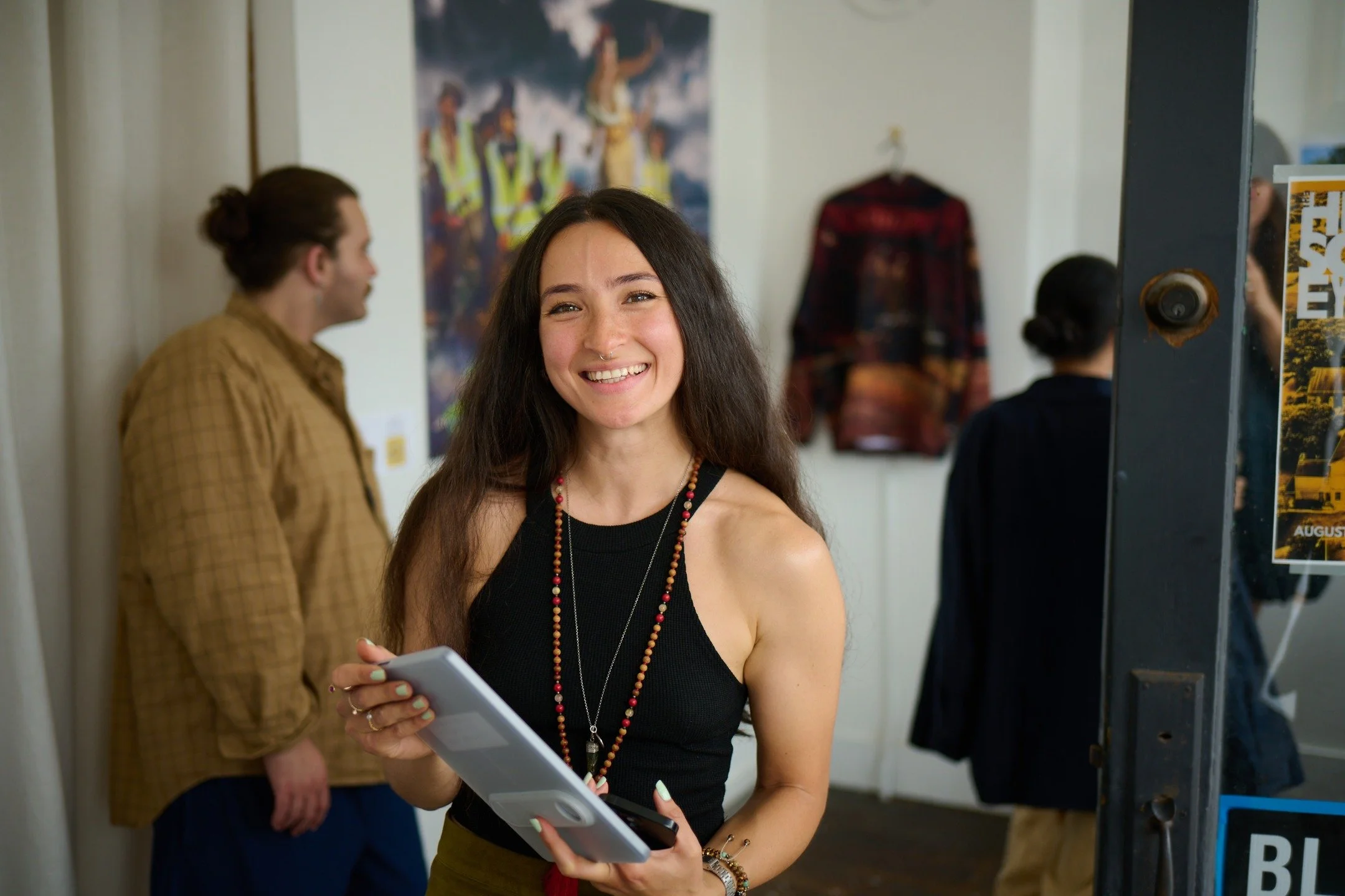 Moments from the spotlight event for our augmented reality exhibition💛 Photos by @pellewaldron. Blink Twice is on view through September following The Hudson Eye Festival in Hudson, NY.

Blink Twice explores the threshold between the visible and inv
