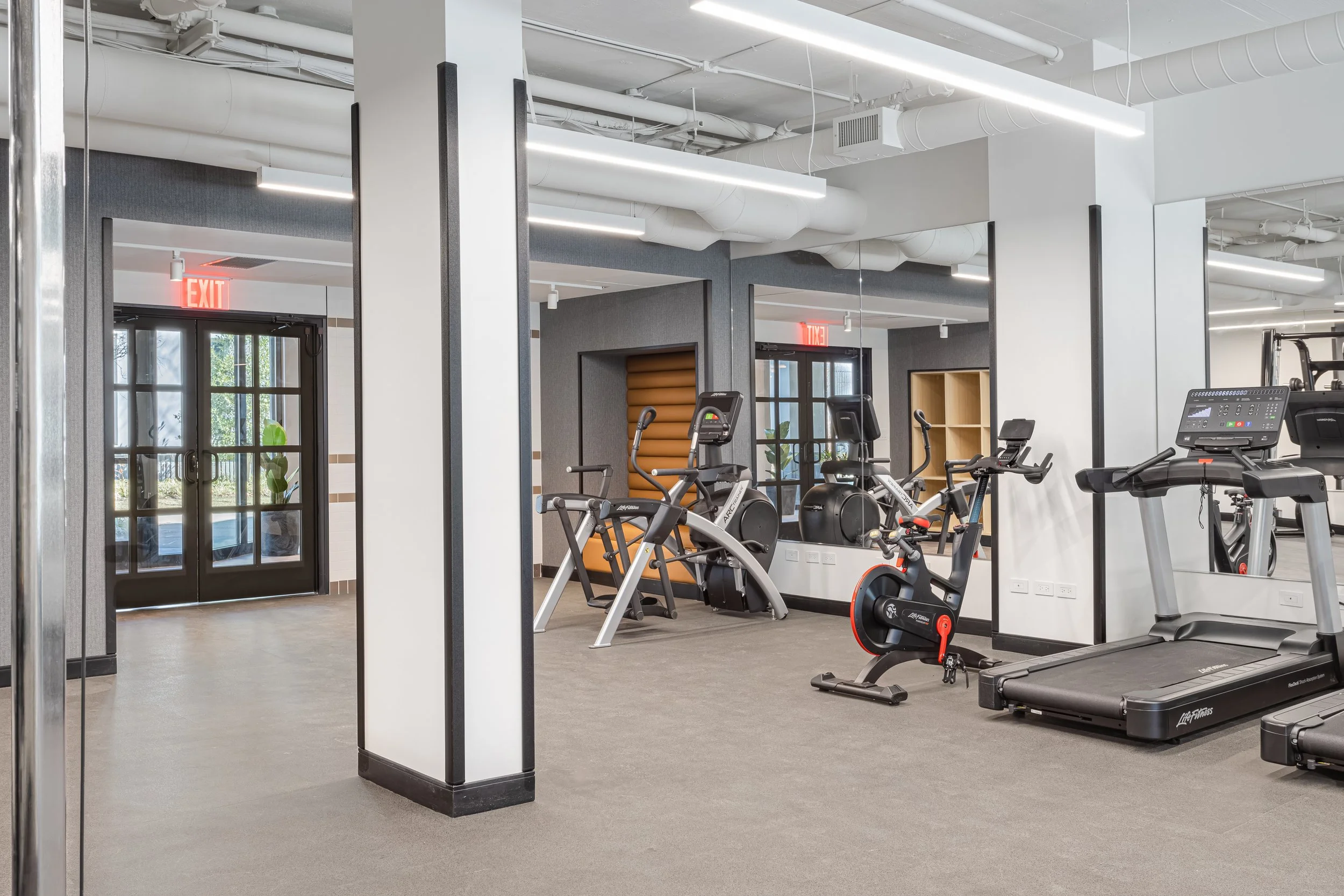 Dimitri Mais_NGM_The Crossing-010.jpg