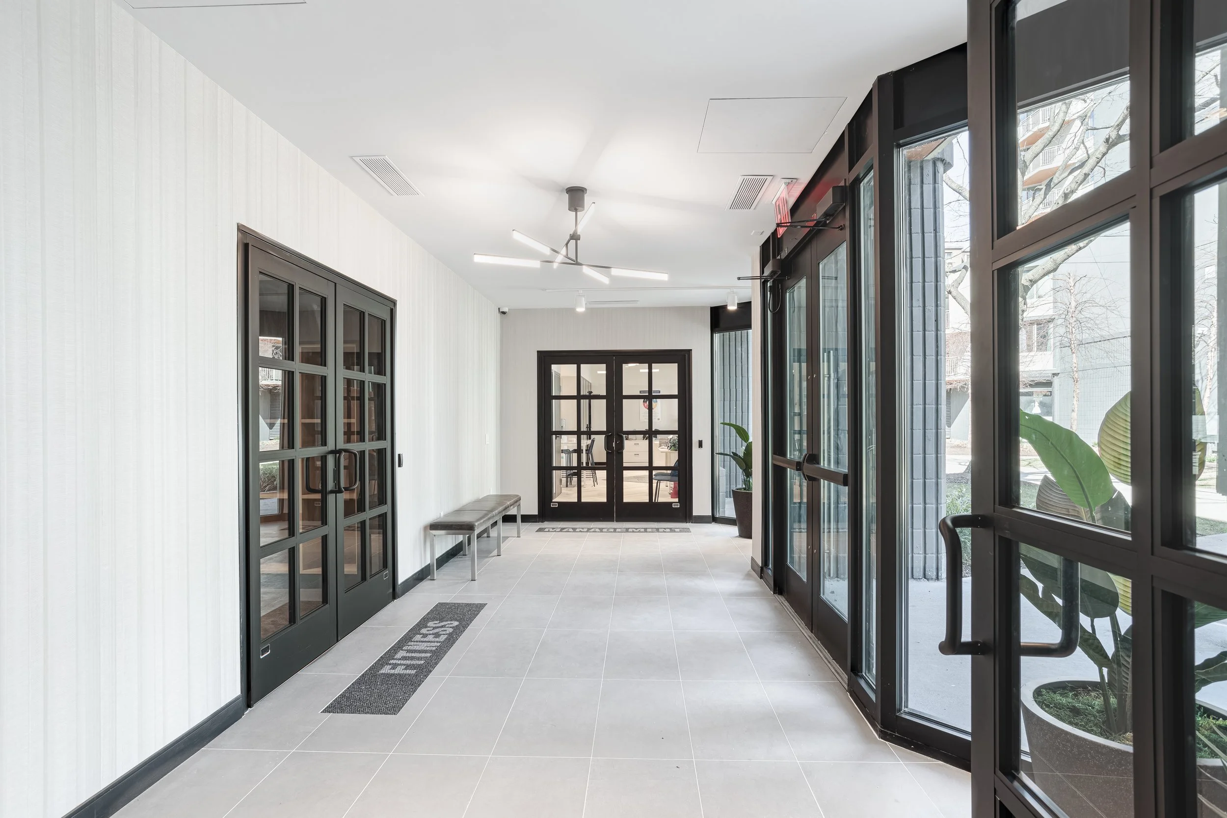 Dimitri Mais_NGM_The Crossing-008.jpg