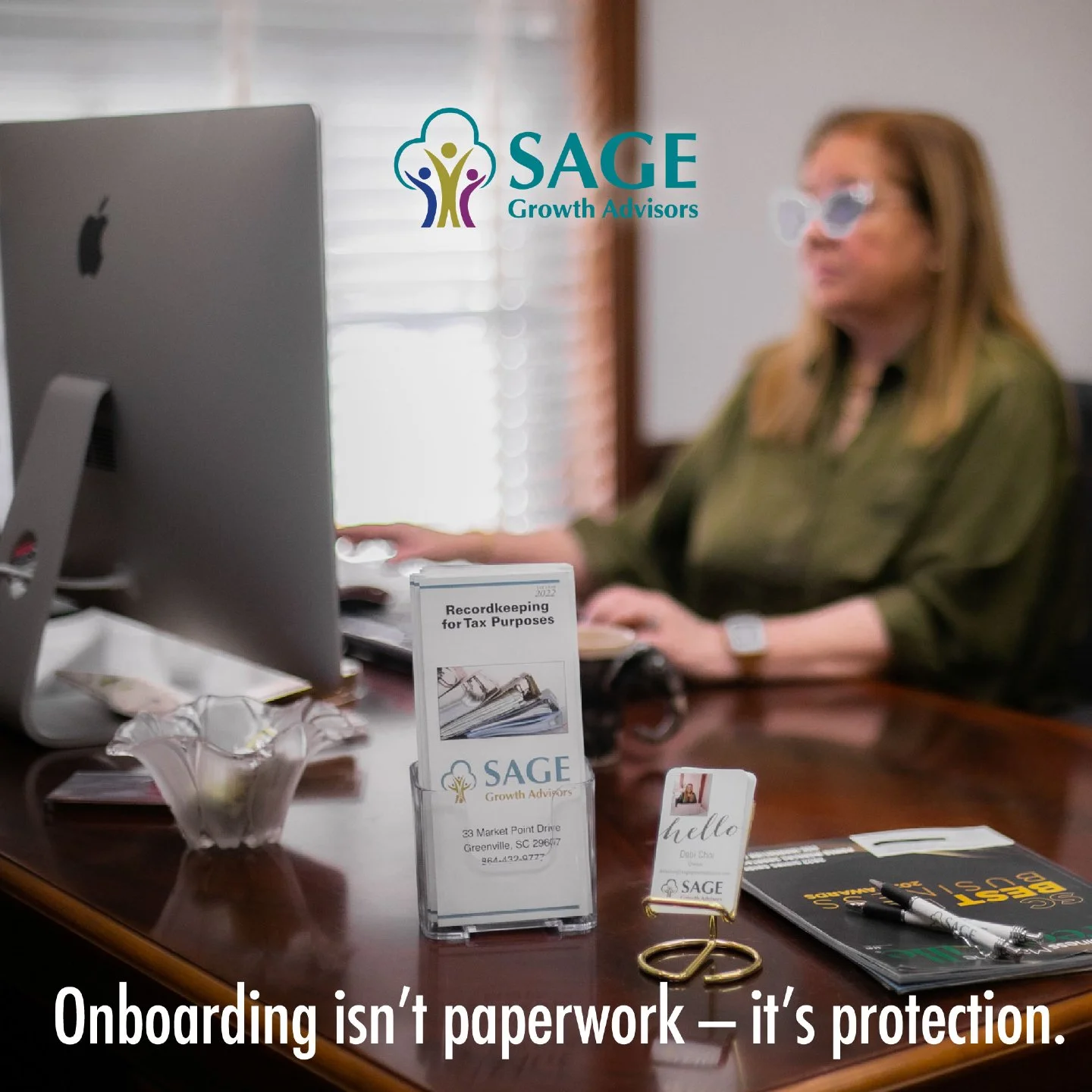 Onboarding Should Remove Confusion🤔, Not Create It 

Strong onboarding should clearly outline:
&bull; What services you provide 
&bull; What you need from the client (and when) 
&bull; How communication happens 
&bull; How deadlines and deliverables