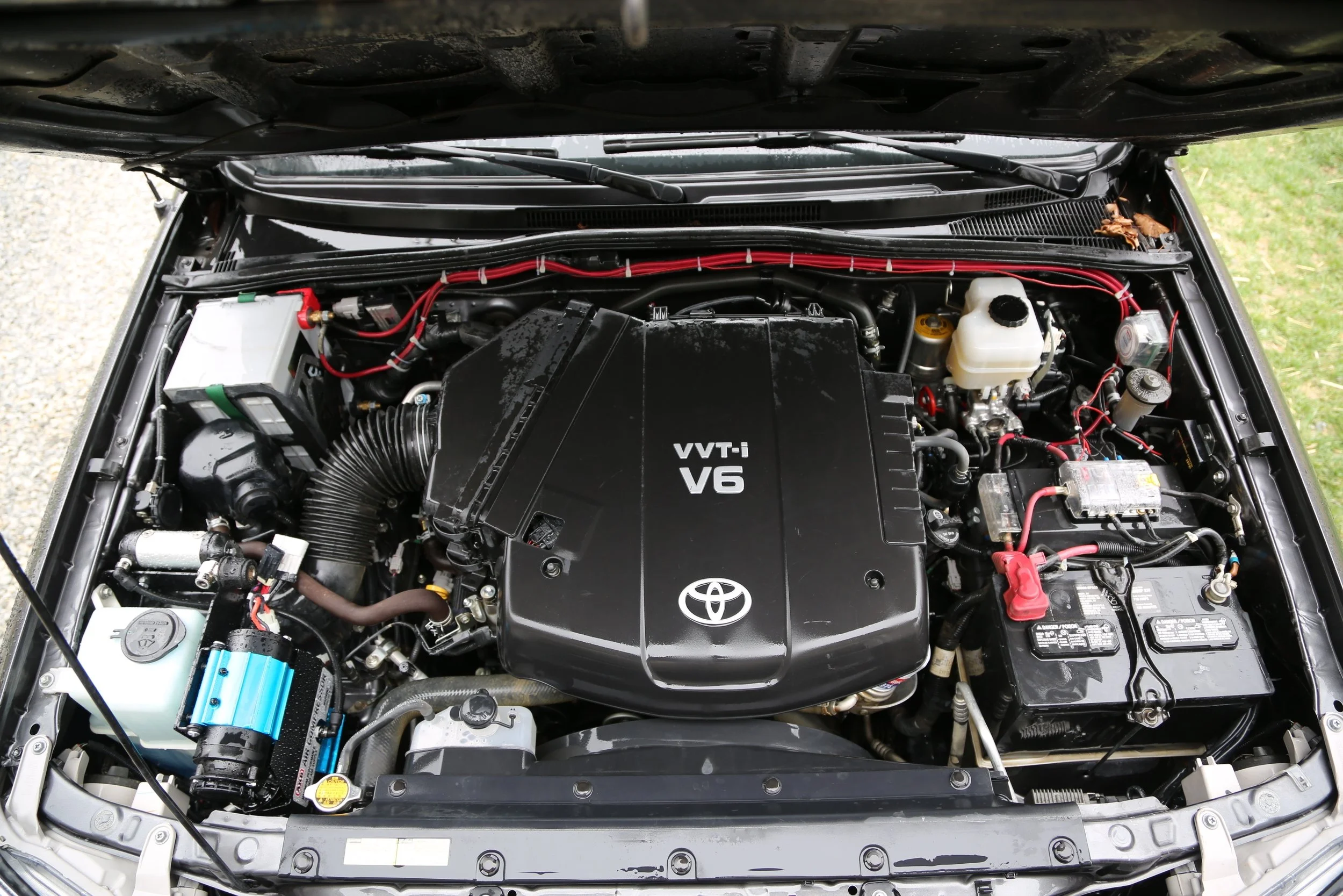 built for adventure : phase 2 - dual batteries and power management #1mile1tree #overlander #explore #overland #adventure #travel