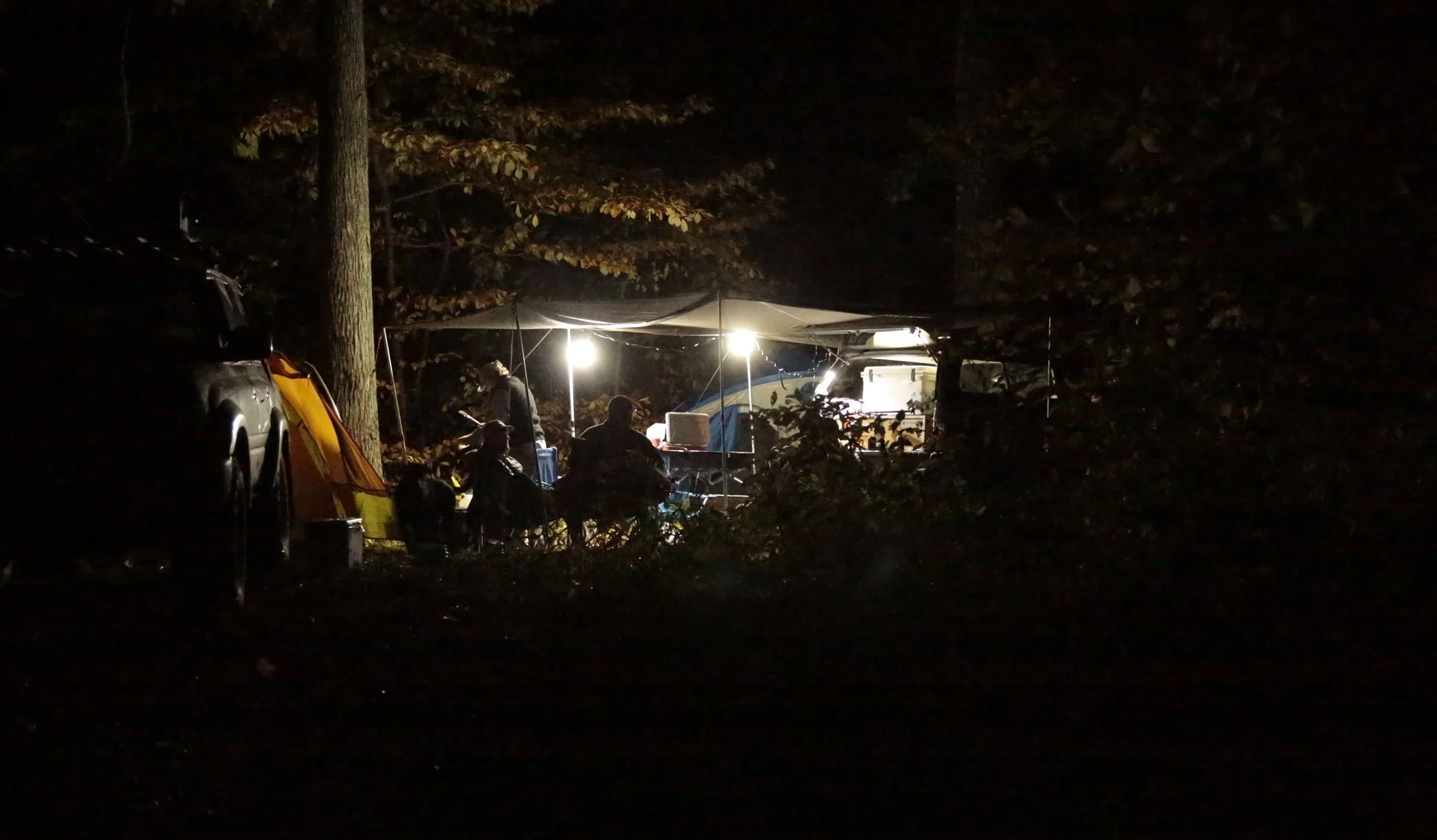 a review: the engel deep blue 35 cooler and 5lb cooler pack - @engelcoolers  #keepyourstuffcold  #adventureready  #brewchiller  