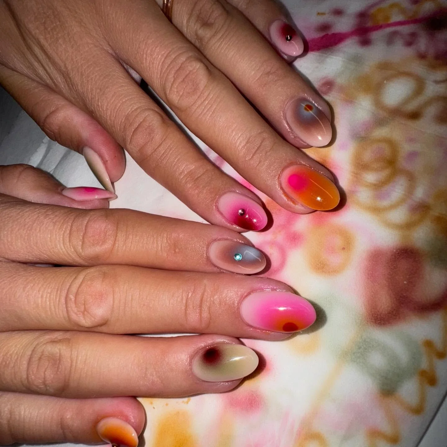 @an_erin nails never disappoint ❤️ 

using my trusty @apresnailofficial Aer machine to create this look

&gt;&gt; swipe to see the mood board x