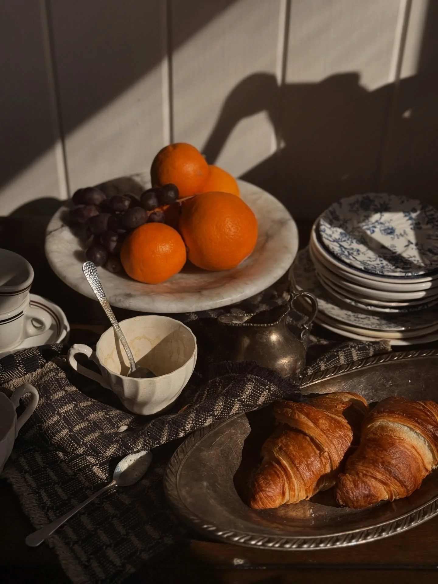 I&rsquo;ve yet to finish my real-life, &ldquo;analog&rdquo; vision board for the year.

I made one on Pinterest. I cut out images from magazines, I&rsquo;ve taken lots of notes. But actually assembling a curated collage is a project that has not made