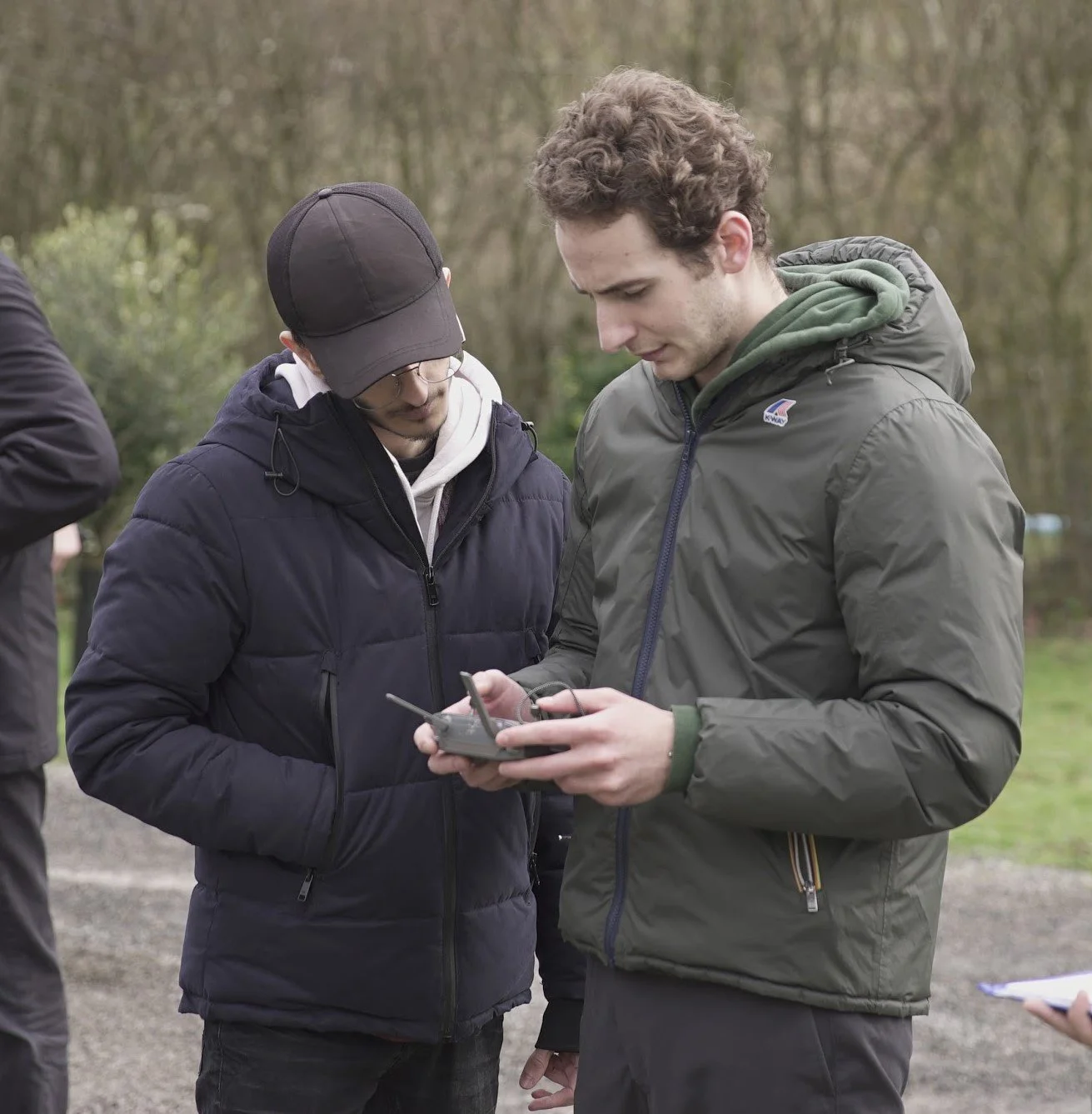 Rassoul Edji and Matteo Balduzzi on set
