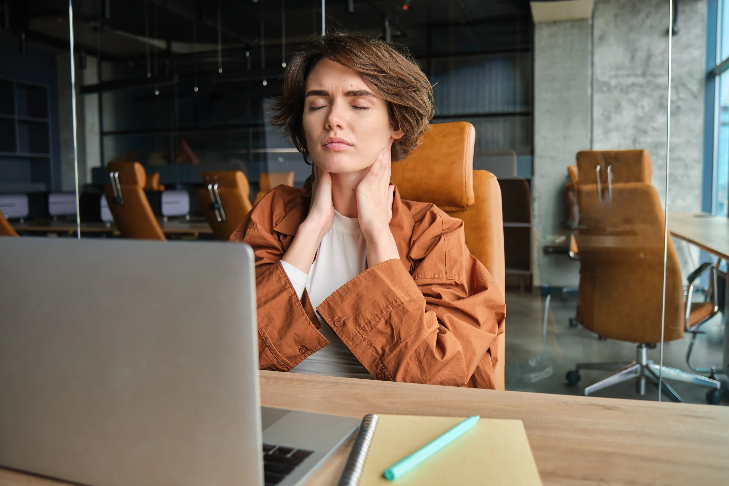 Why Your Neck Hurts After a Day at the Computer (And Why Stretching Isn't Fixing It)