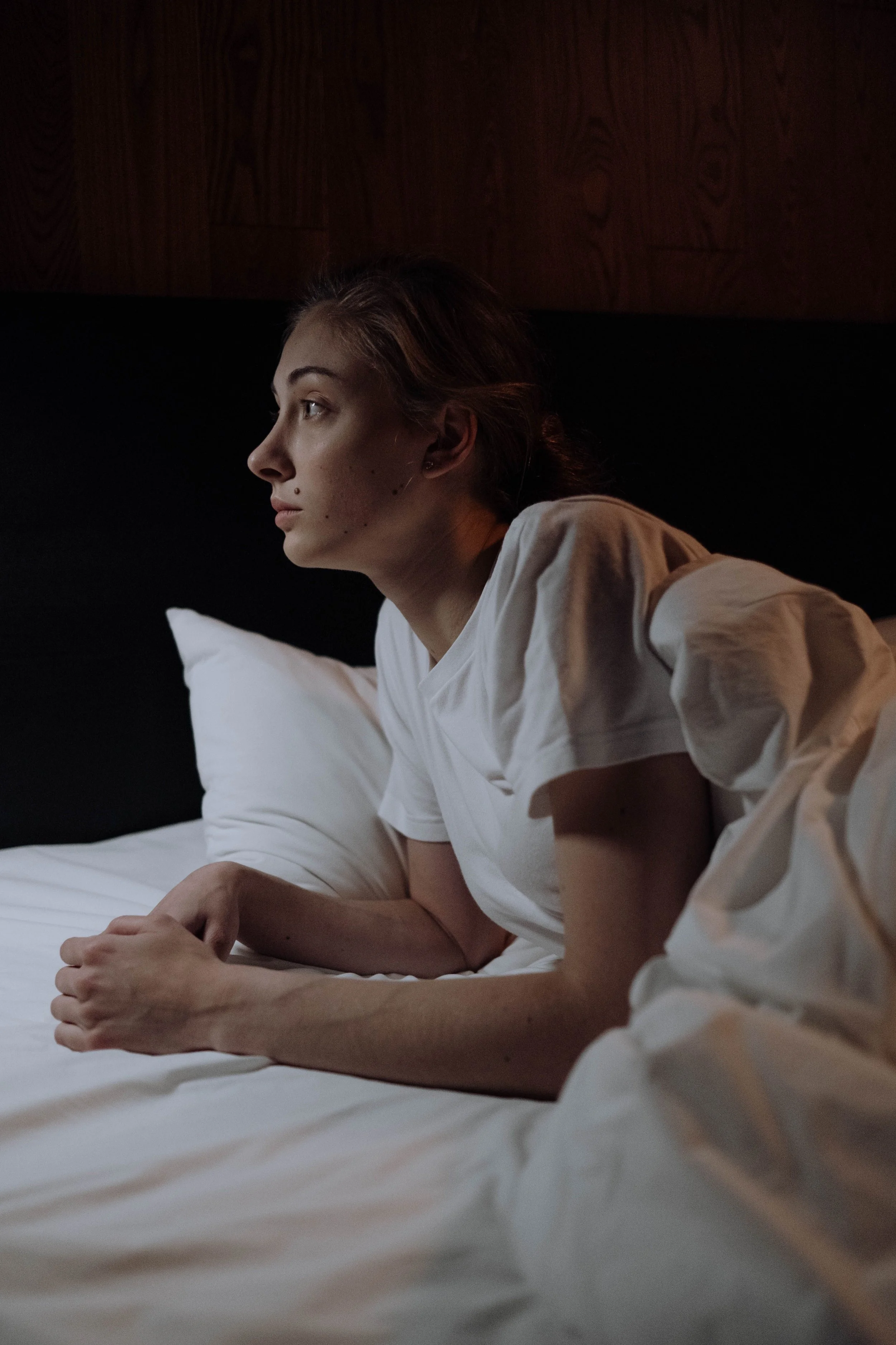 Why You Wake Up at 3am (And Can't Fall Back Asleep)