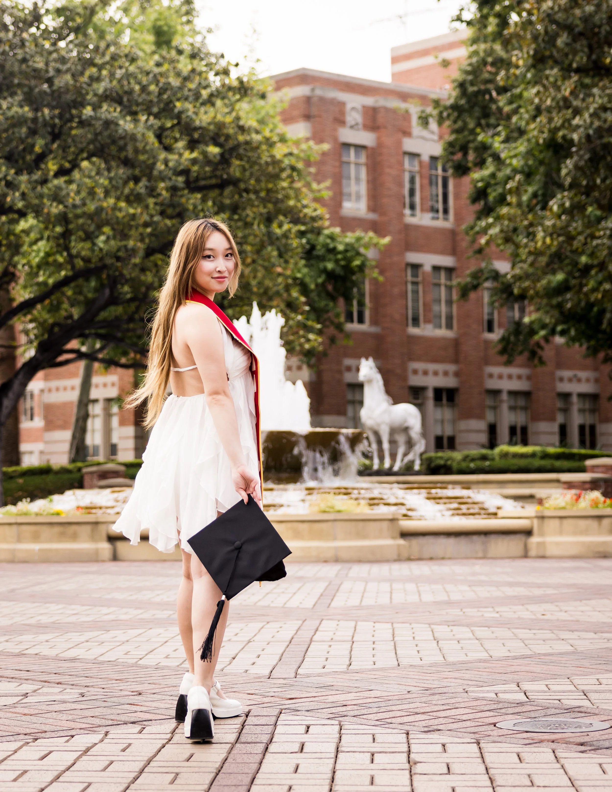 USC Grad Photographer 2.jpg