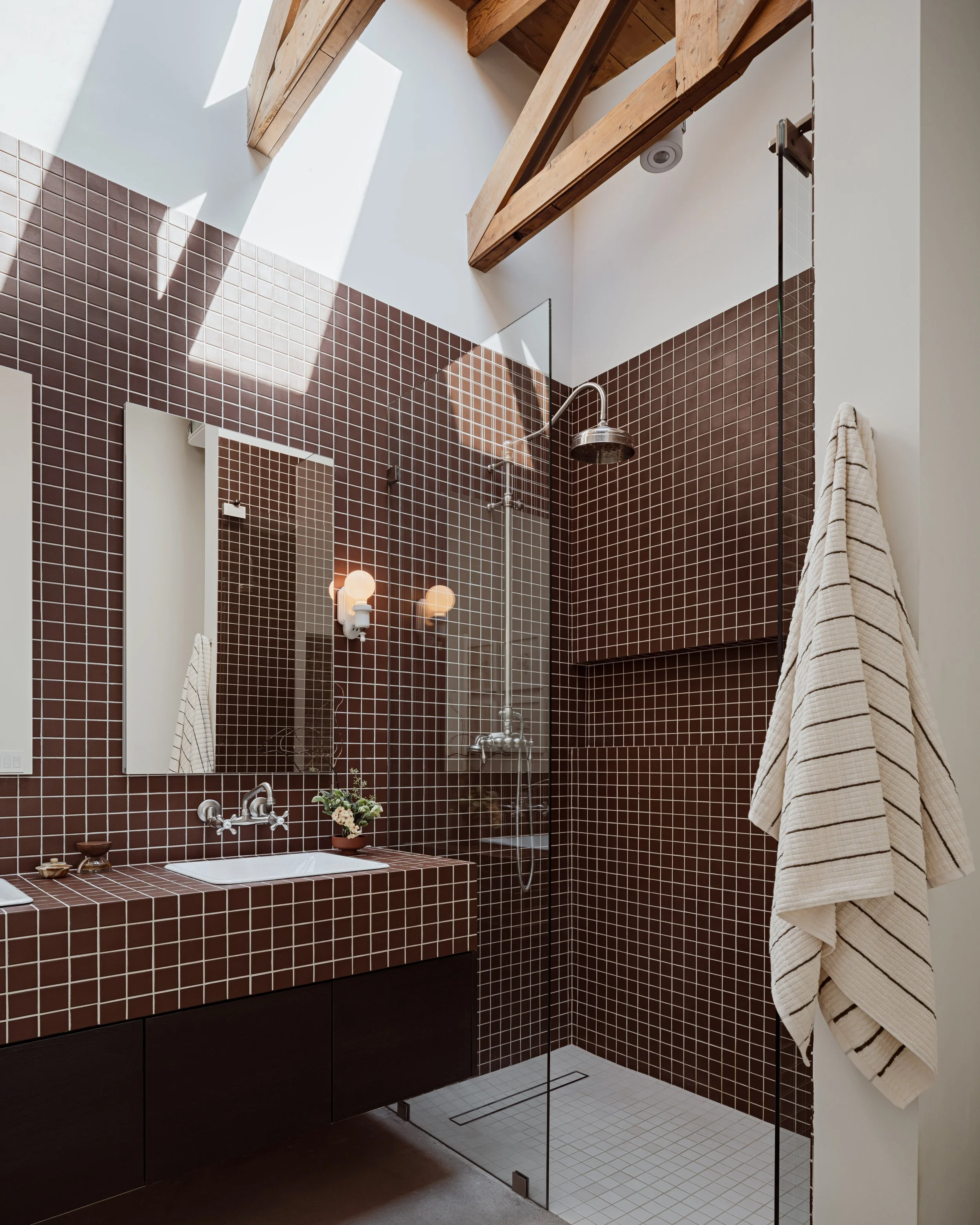 JR30 Amy Williams Design - bodega 9687 WEB.jpg