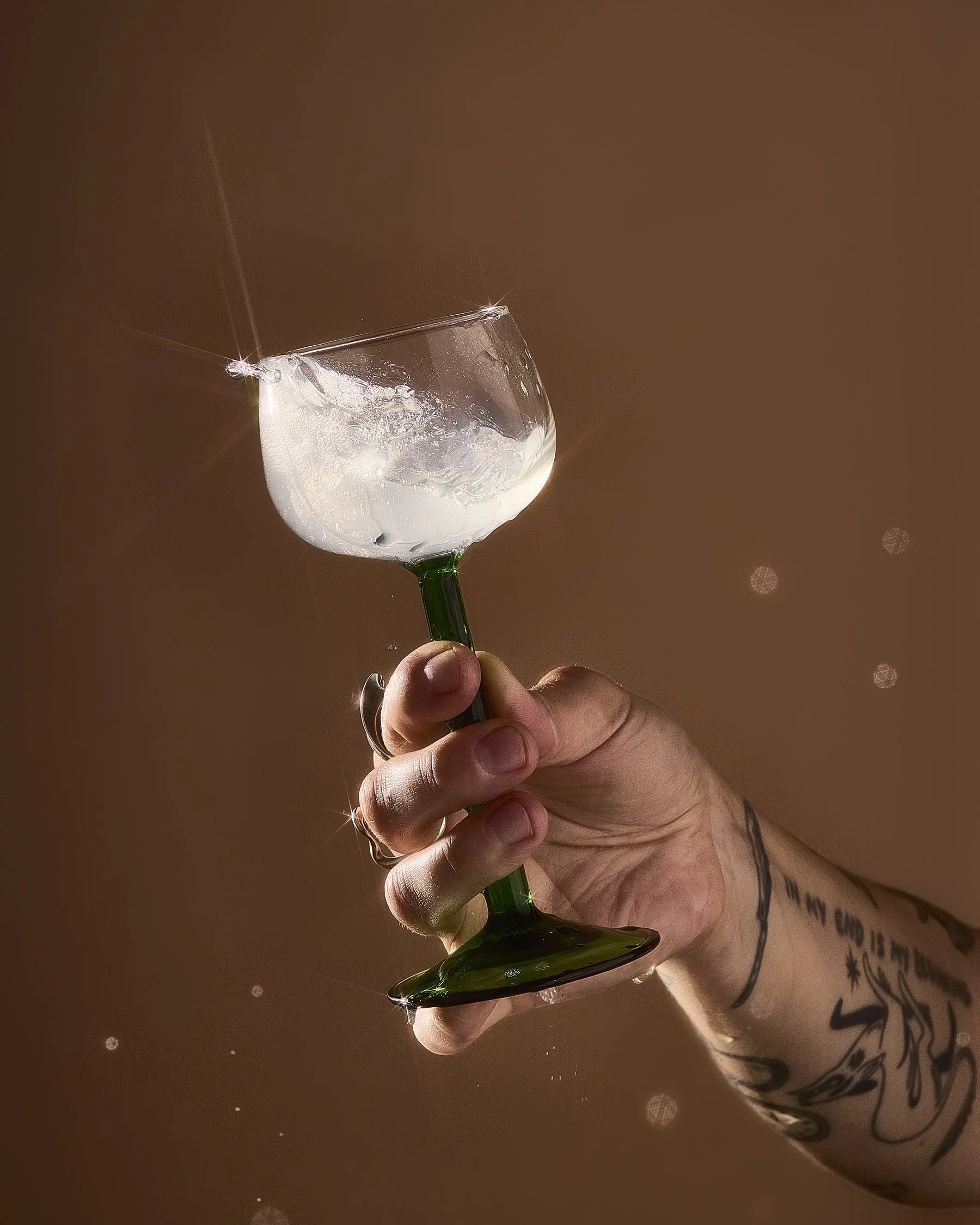Liquid_D0195_FinSM.jpg