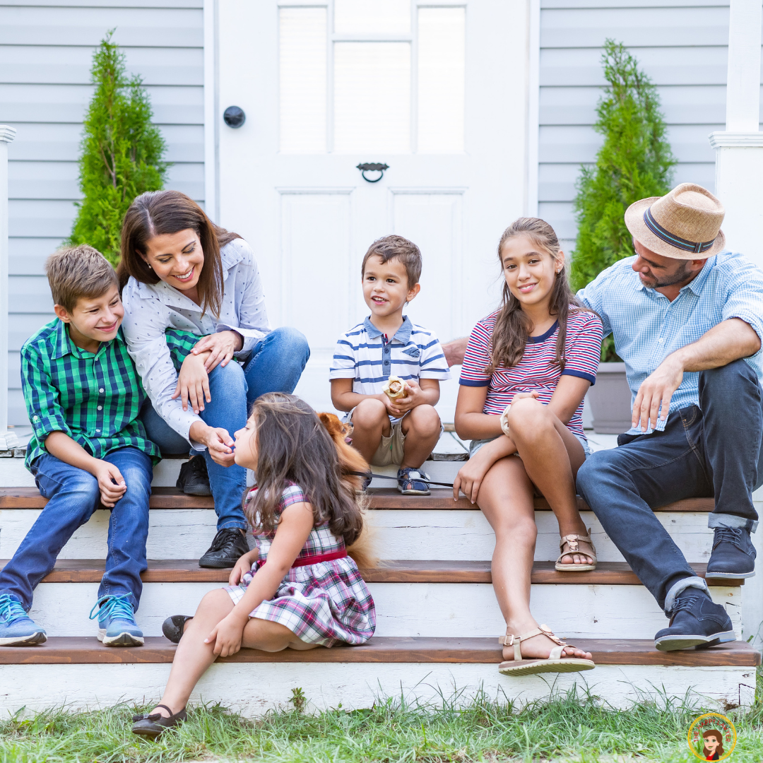 Family home illustrating how a trust can help avoid probate in North Carolina