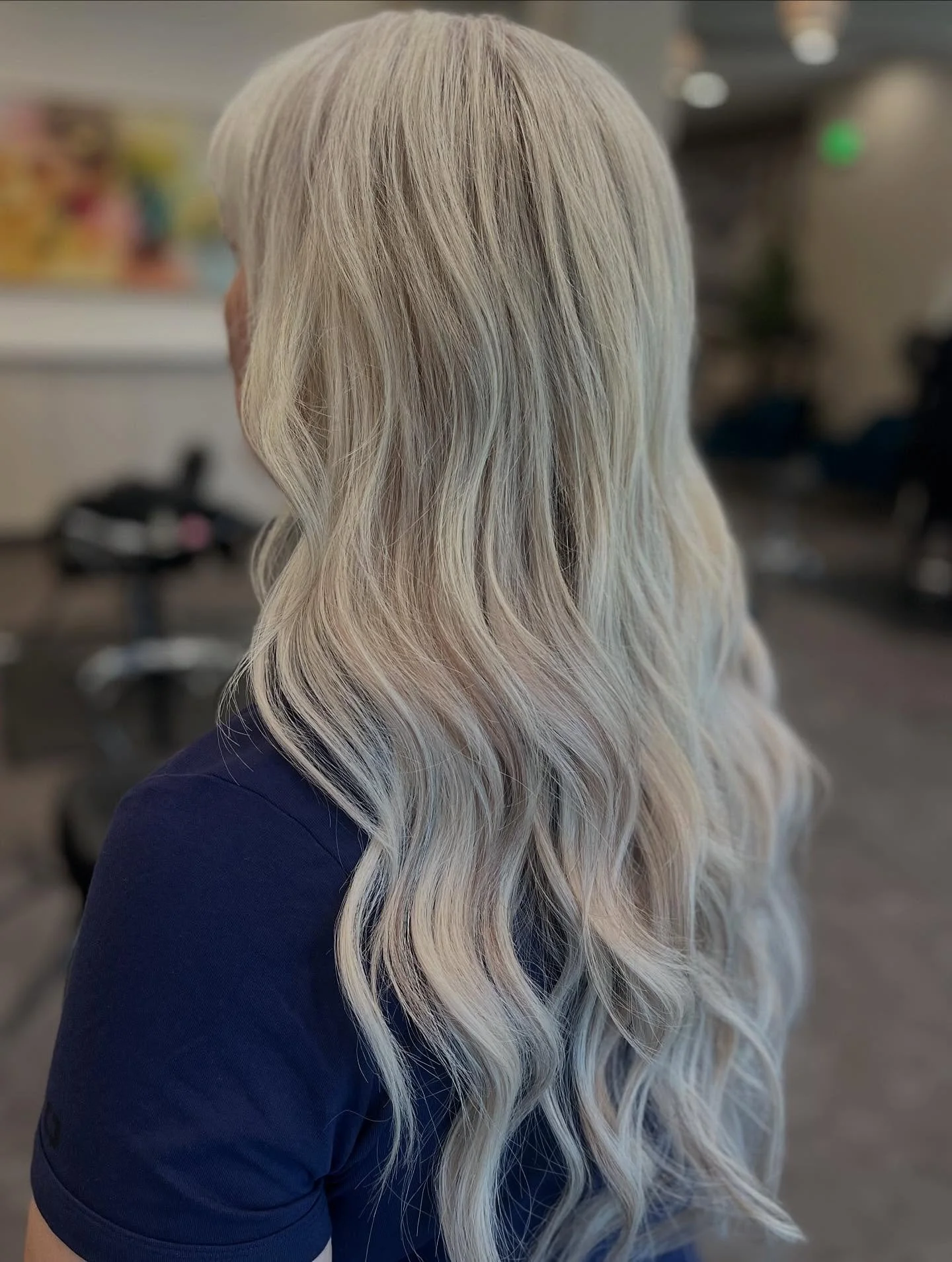 Blonde + Length = major hair goals✨💛 

#spokaneextensions #spokaneblondespecialist #handtiedweft #spokanehair #spokanebalayage