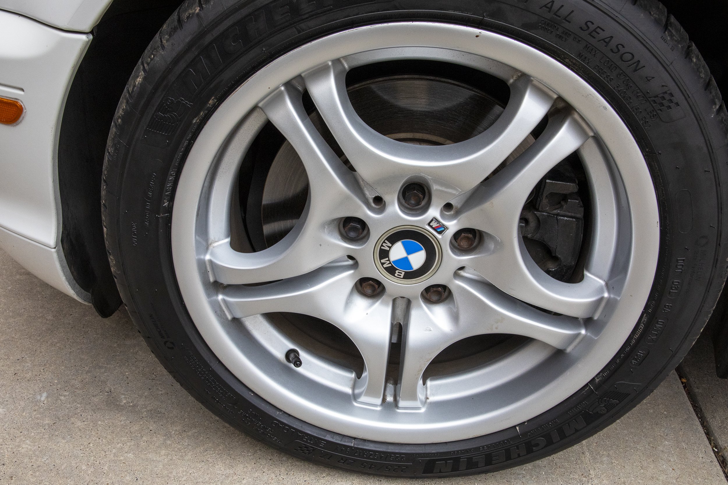Driver front Wheel copy.jpg