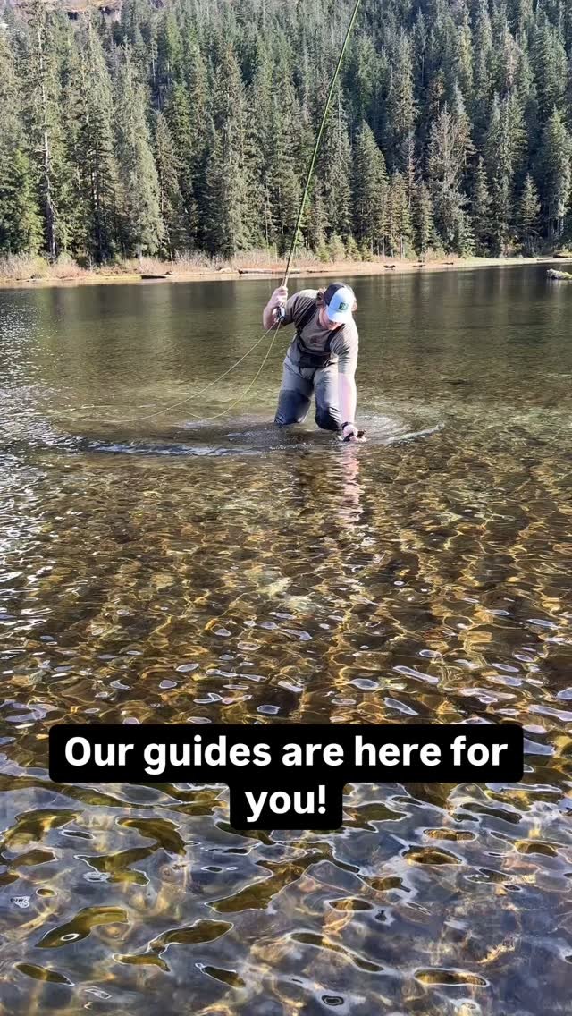 Don’t forget that our guides are not just here to keep you safe, but also keep the fish safe from you. #flyfishing #fishing #catchandrelease #flytying #trout #troutfishing #browntrout #flyfishingaddict #flyfishingjunkie #flyfishinglife #fishing