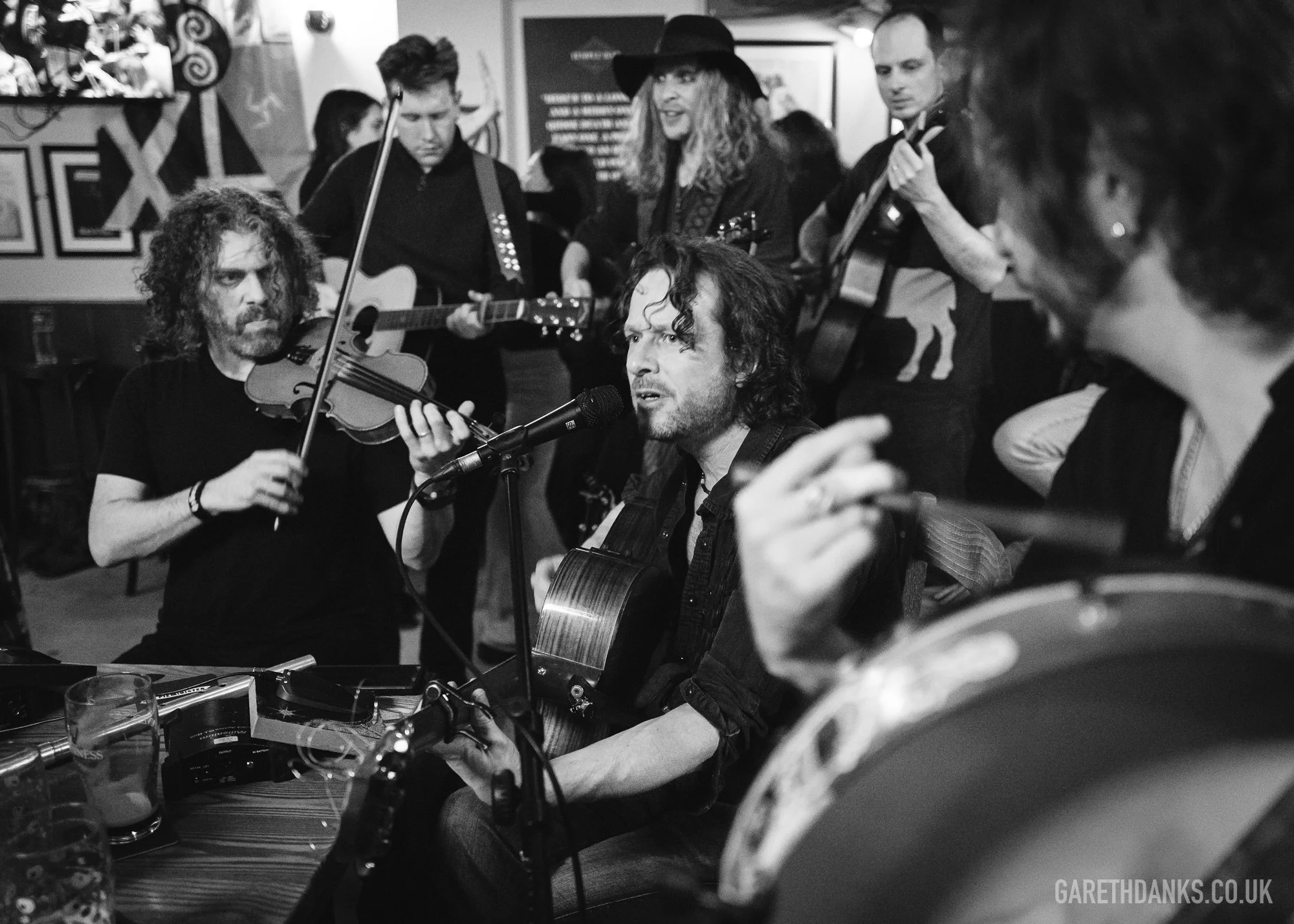 Temple Bar Cardiff Live Music Sessions, event photography cardiff L1220907.jpg