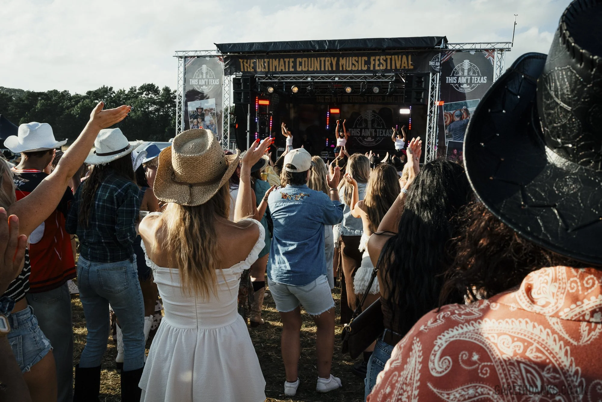 This ain't country festival Gareth Danks Photography L1270266.jpg