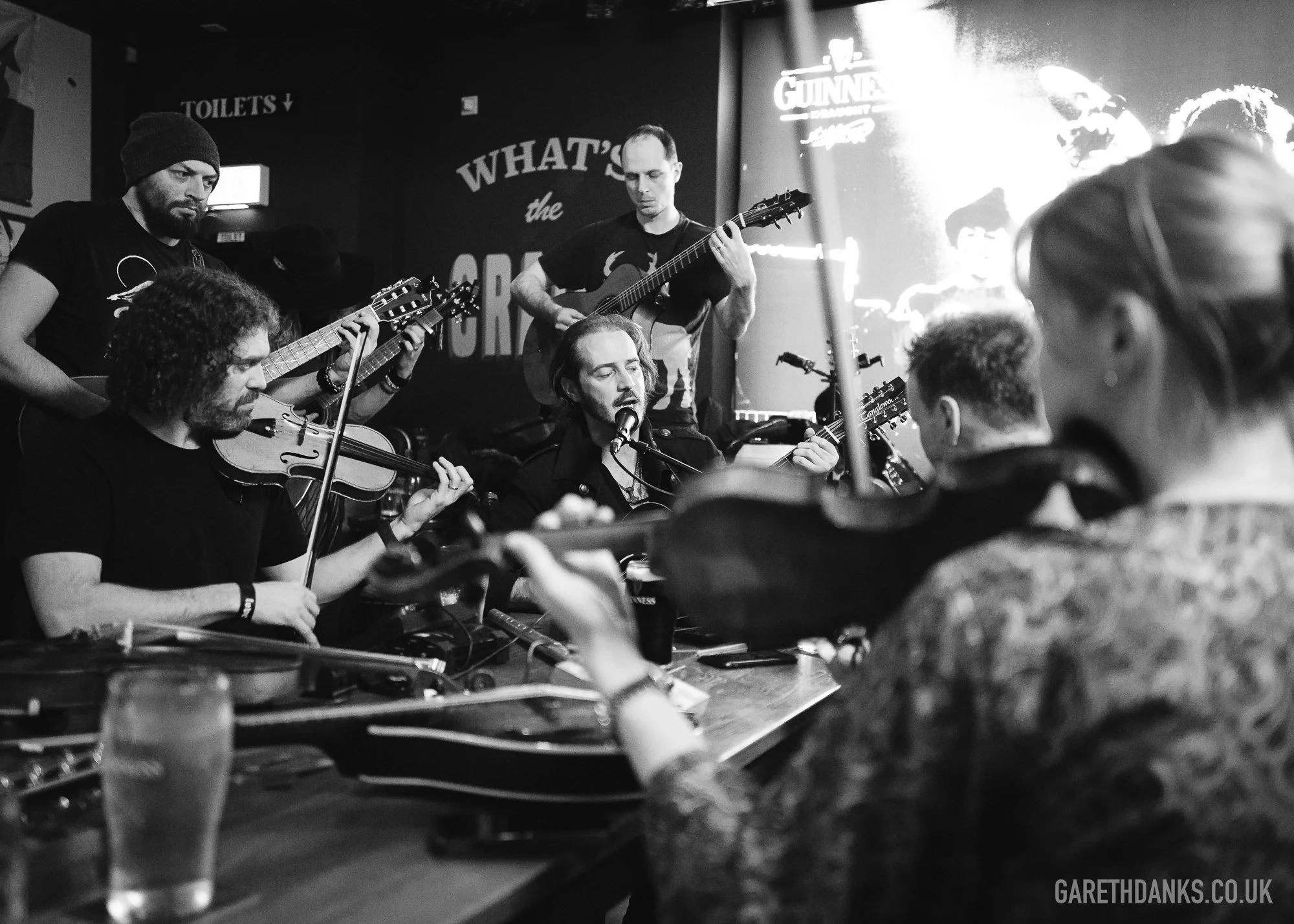 Temple Bar Cardiff Live Music Sessions, event photography cardiff L1220820.jpg
