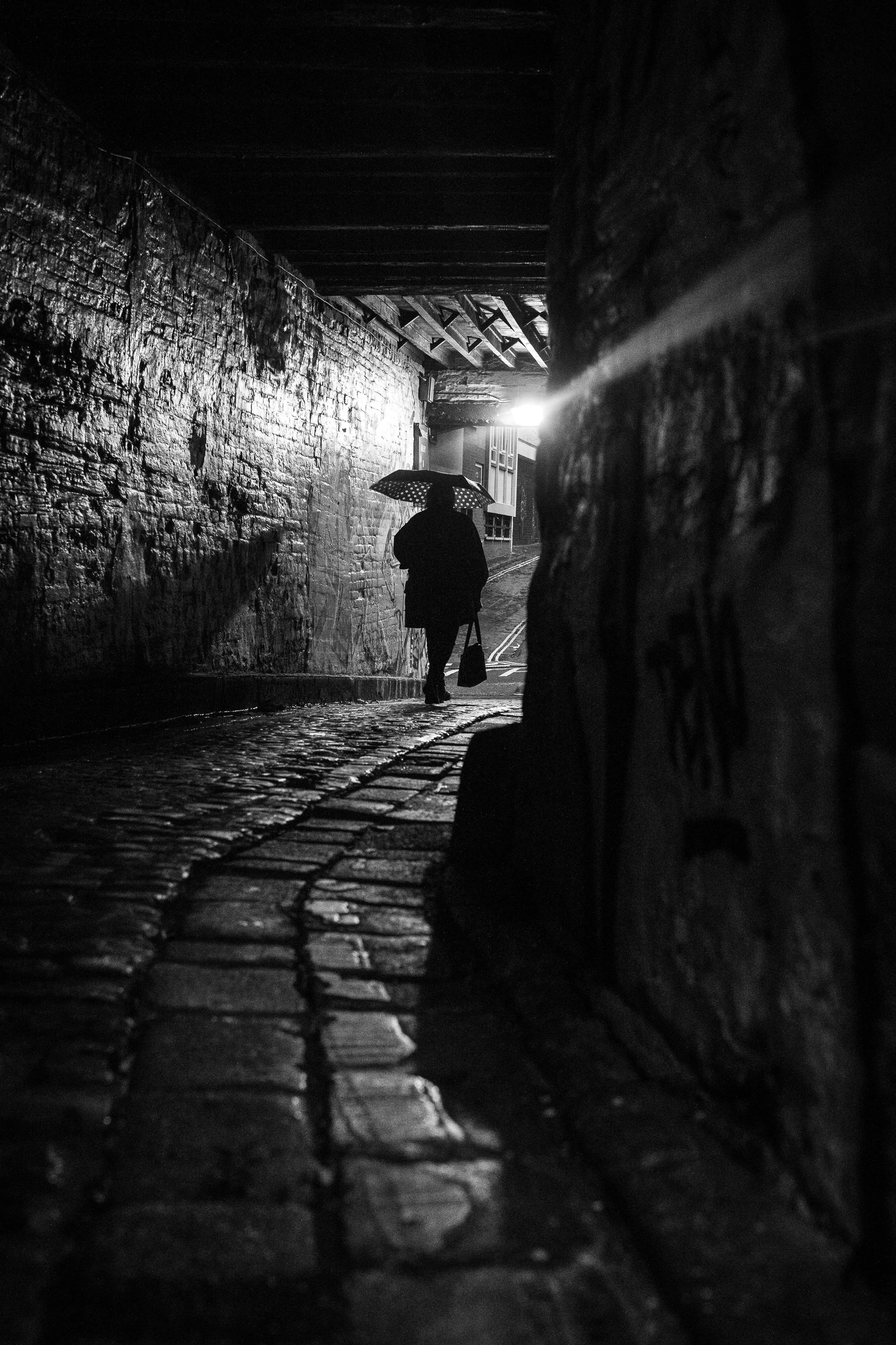 Street photography in bristol with Gareth Danks _XT50952.jpg