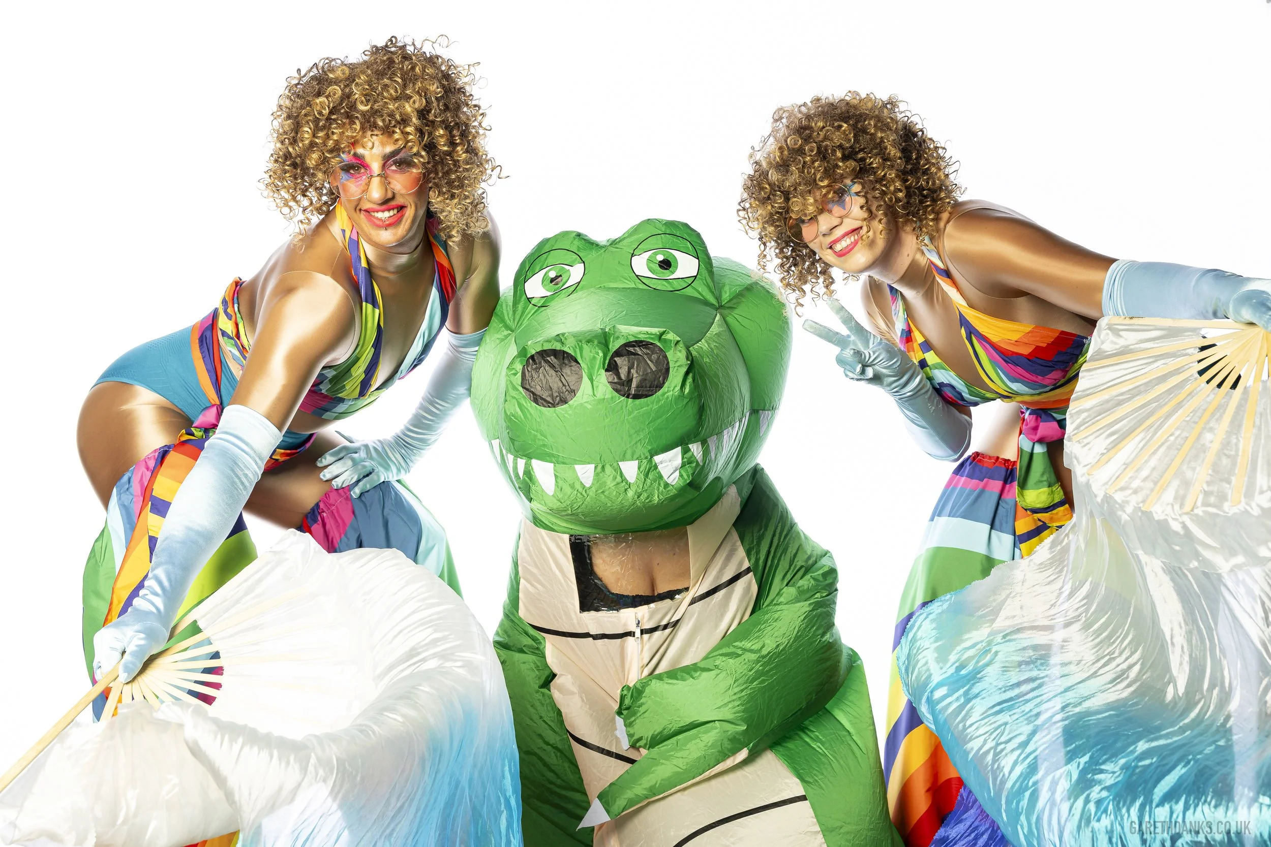 Faith in Families 90's Disco party. White Wall Studio Events Photography by Gareth Danks