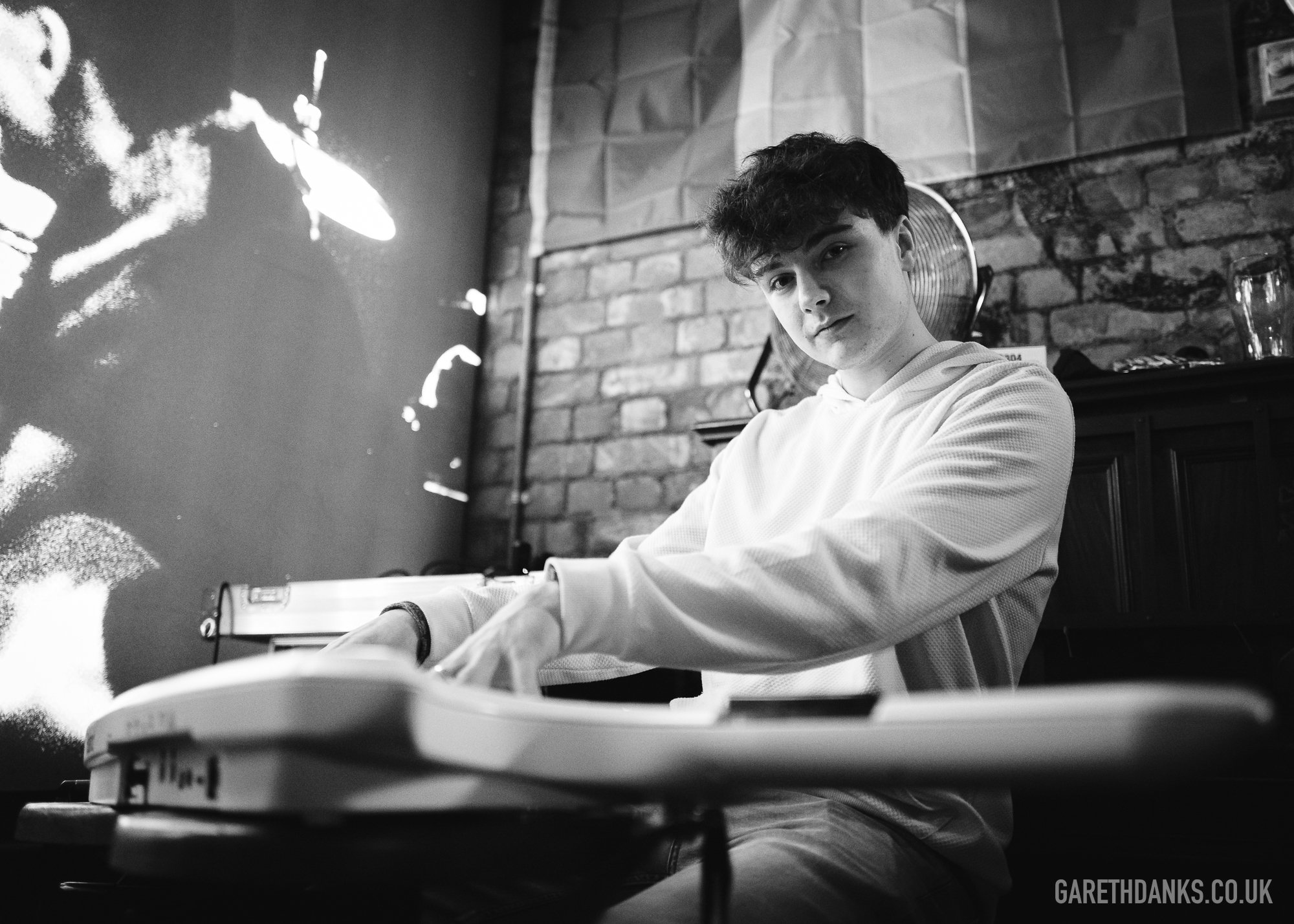 Temple Bar Cardiff Live Music Sessions, event photography cardiff L1220740.jpg