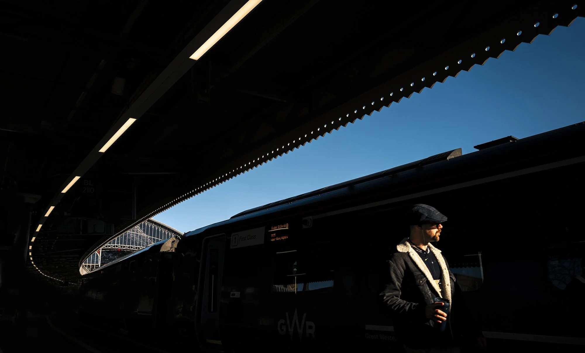 Street photography in bristol L1211690.jpg