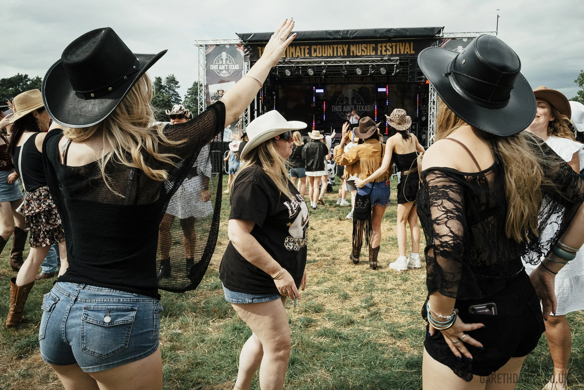This ain't country festival Gareth Danks Photography L1270125.jpg