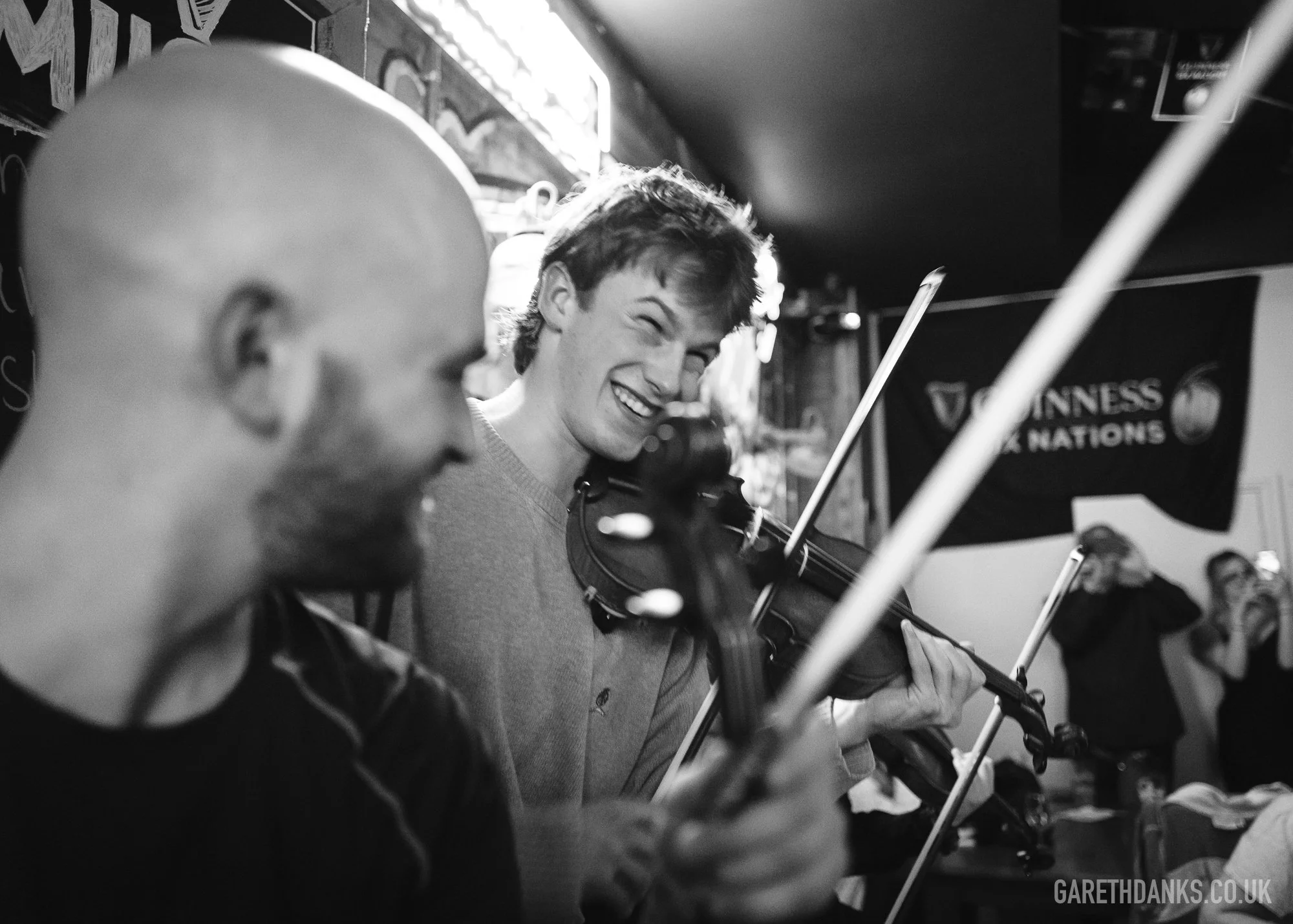 Temple Bar Cardiff Live Music Sessions, event photography cardiff L1220911.jpg
