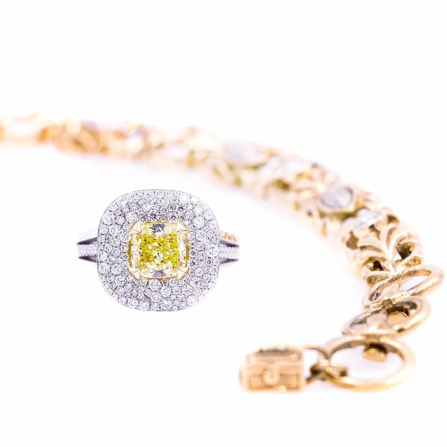 This was a while ago :) fancy setting and jewelry for @sofiajewelry again #diamonds #jewelry #pave #handmade #oneofakind #pure #beautiful #unique
