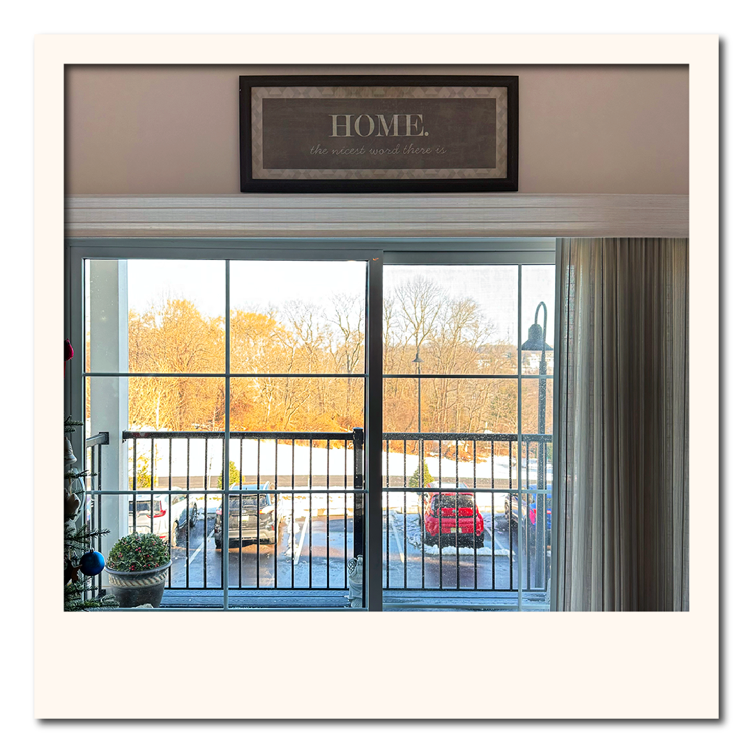 picture hanging - polaroid borders - reduced-02.png