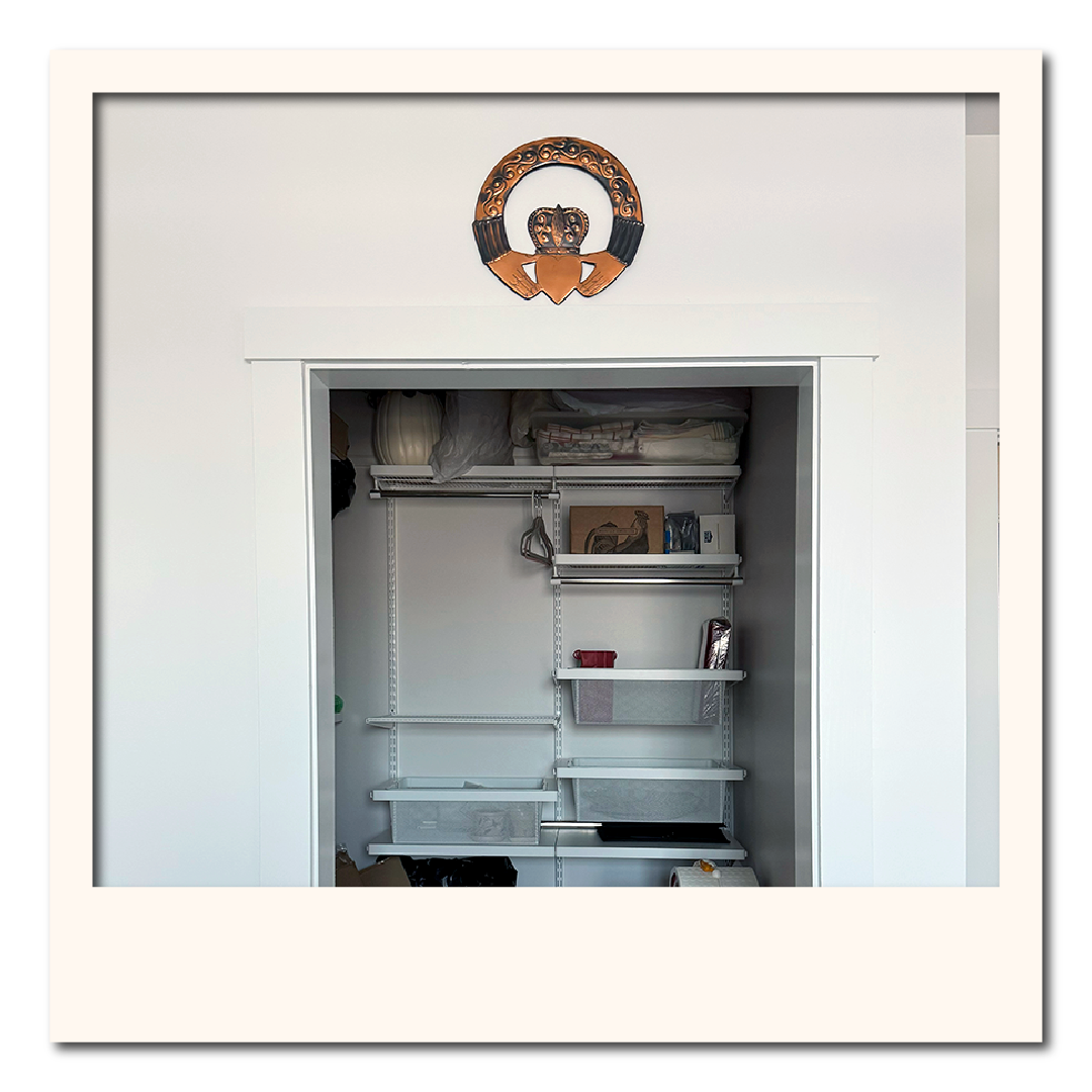 picture hanging - polaroid borders - reduced-04.png