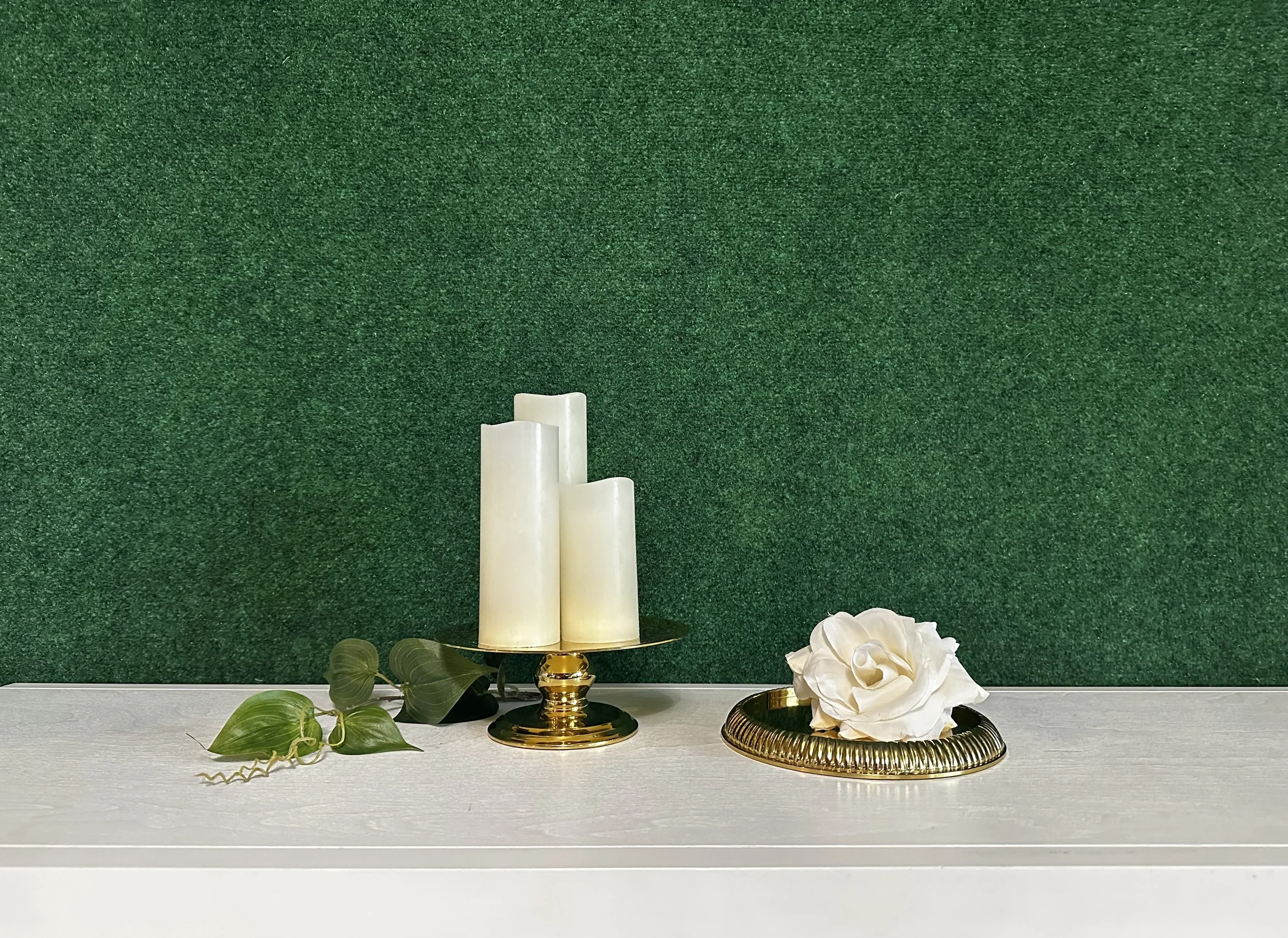 Solid brass pedestal platter and fluted edge round base, vintage dessert display rentals for weddings and parties in Kennewick, Pasco, and Richland, WA.