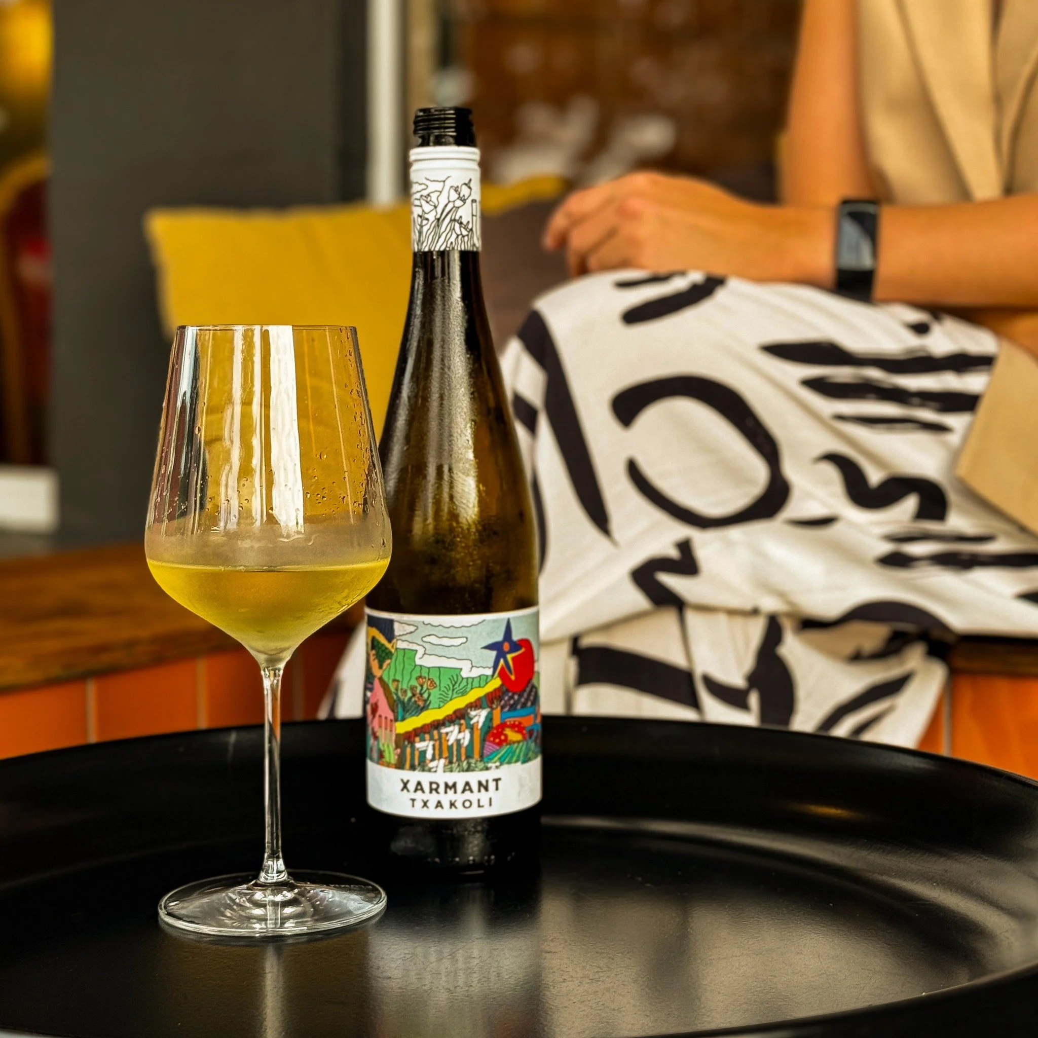 Our favourite Basque white is back! The 2022 Xarmant Txakoli from Artoma&ntilde;a is all citrus, green apple and herbs, with a salty snap that makes it impossible to stop at one glass. Light, fresh, and built for seafood, this is the kind of wine tha