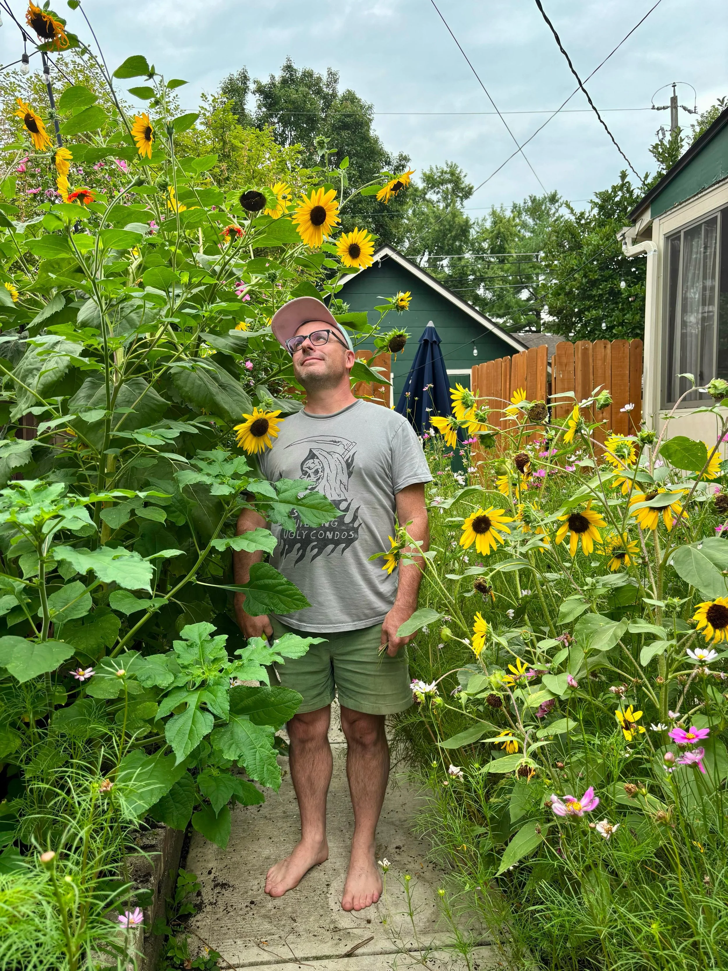 A little late July photo dump. Somehow, over the last 16 months, I&rsquo;ve turned our driveway grass strip into a pollinator garden. And I&rsquo;ve only been stung by a bee once! Other adventures: garden tours around Columbus backyards, excellent be
