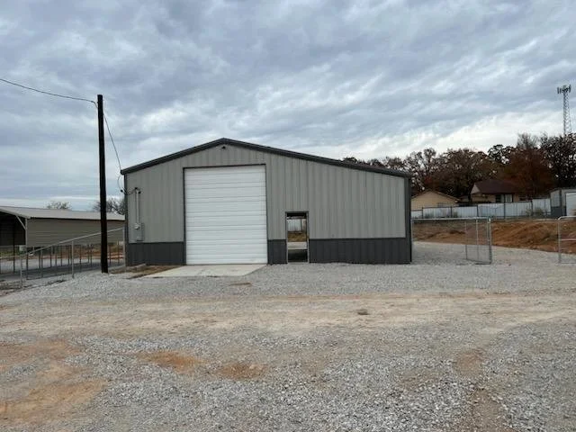 Building 3.jpg
