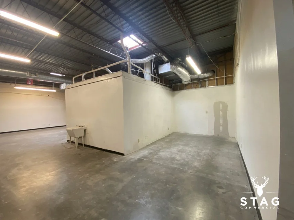 suite 122_2.jpg