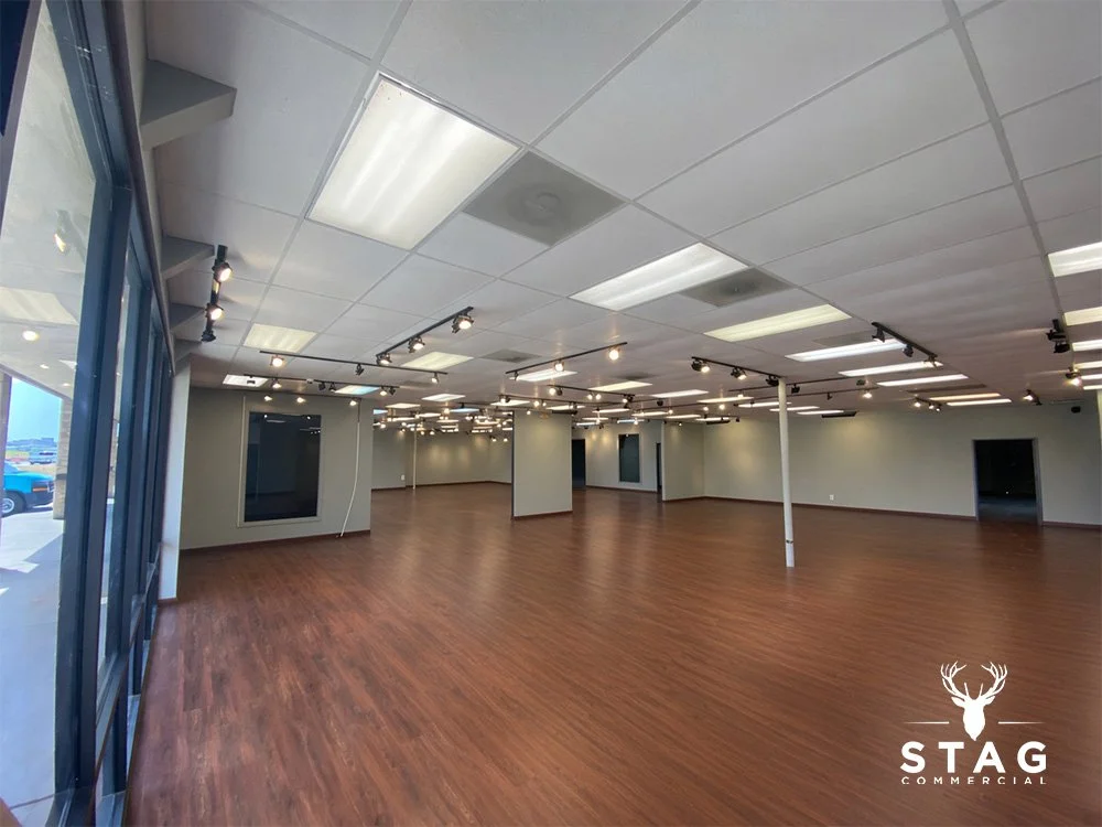 suite 122_6.jpg