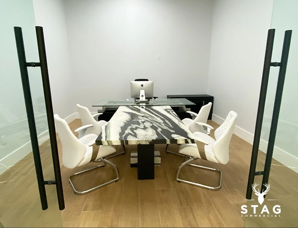 Las Colinas Showroom 18.jpg