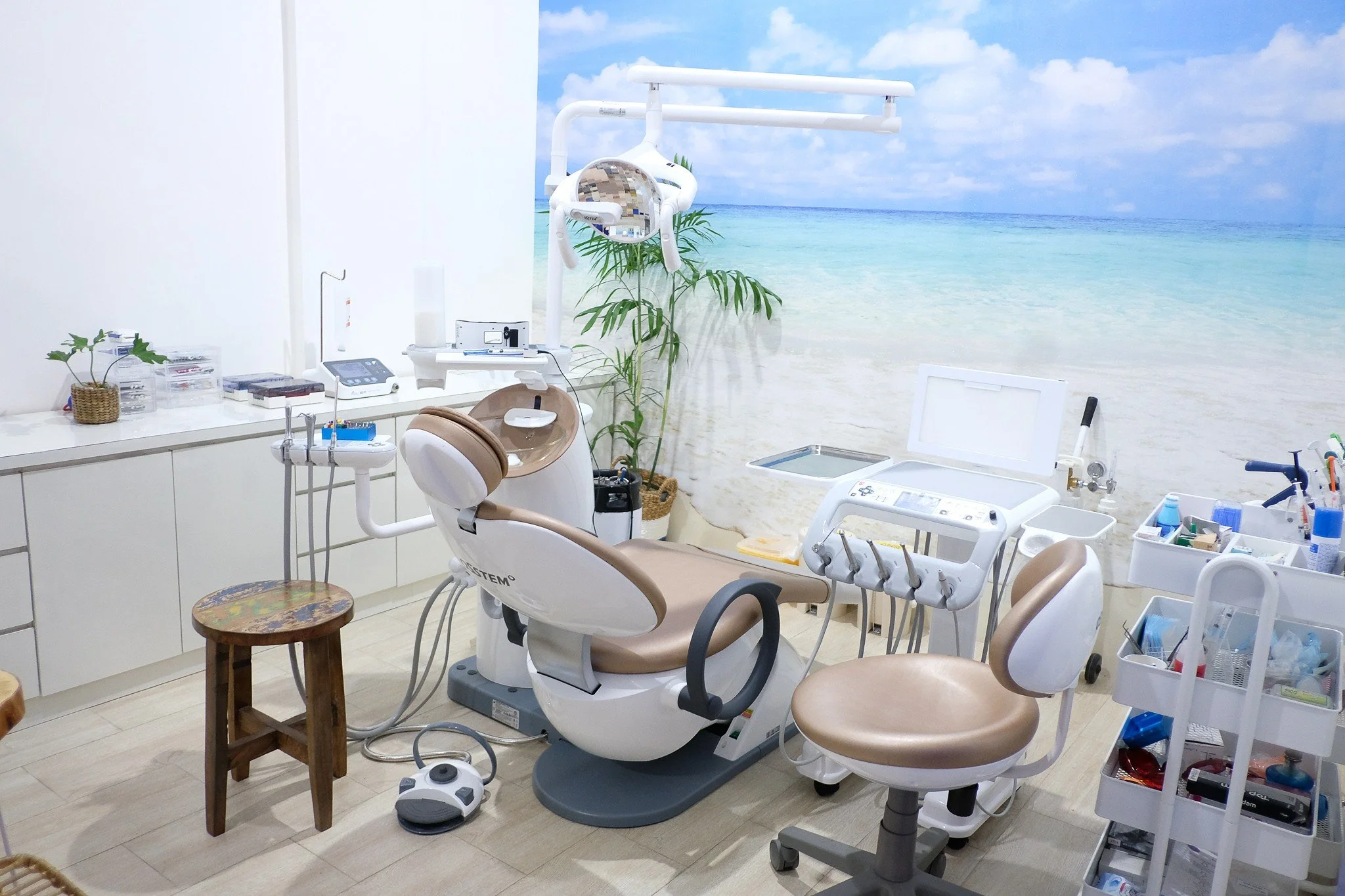 bali_implant_aesthetic_bia_dental_center_cover.jpeg