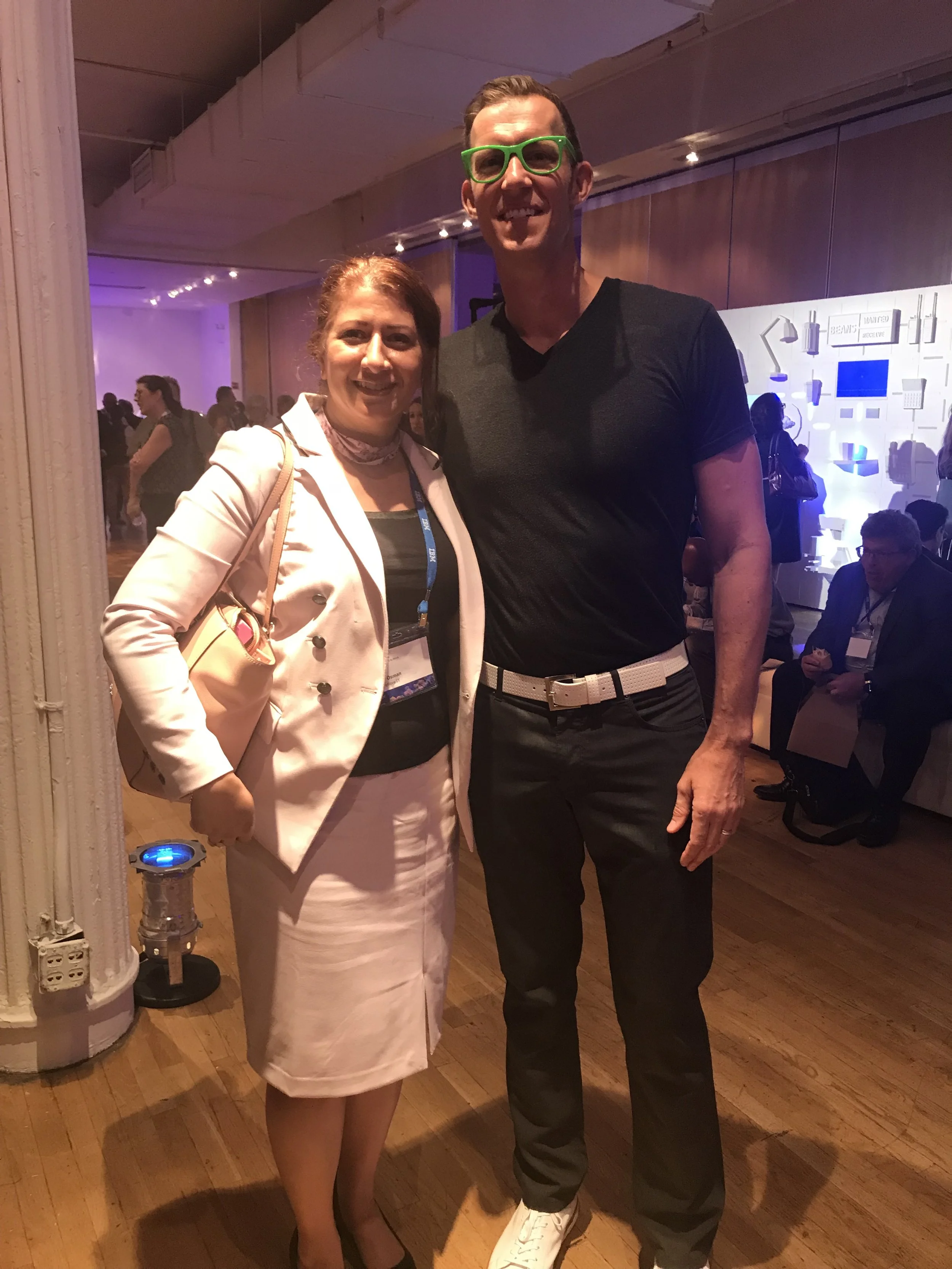 Eric Qualman and the green shades!