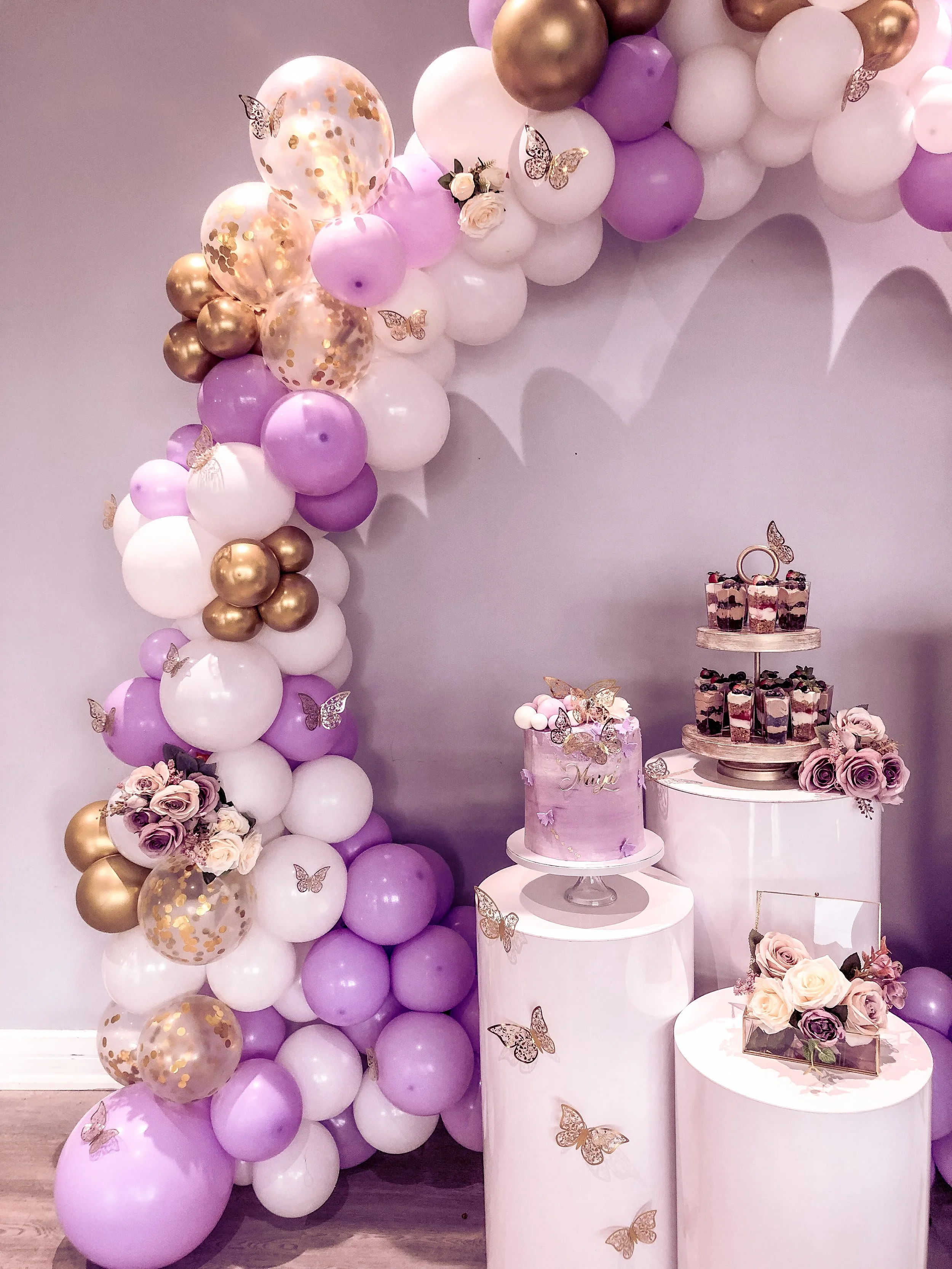 1st Birthday Balloon Hoop - Dessert Cups & Cake