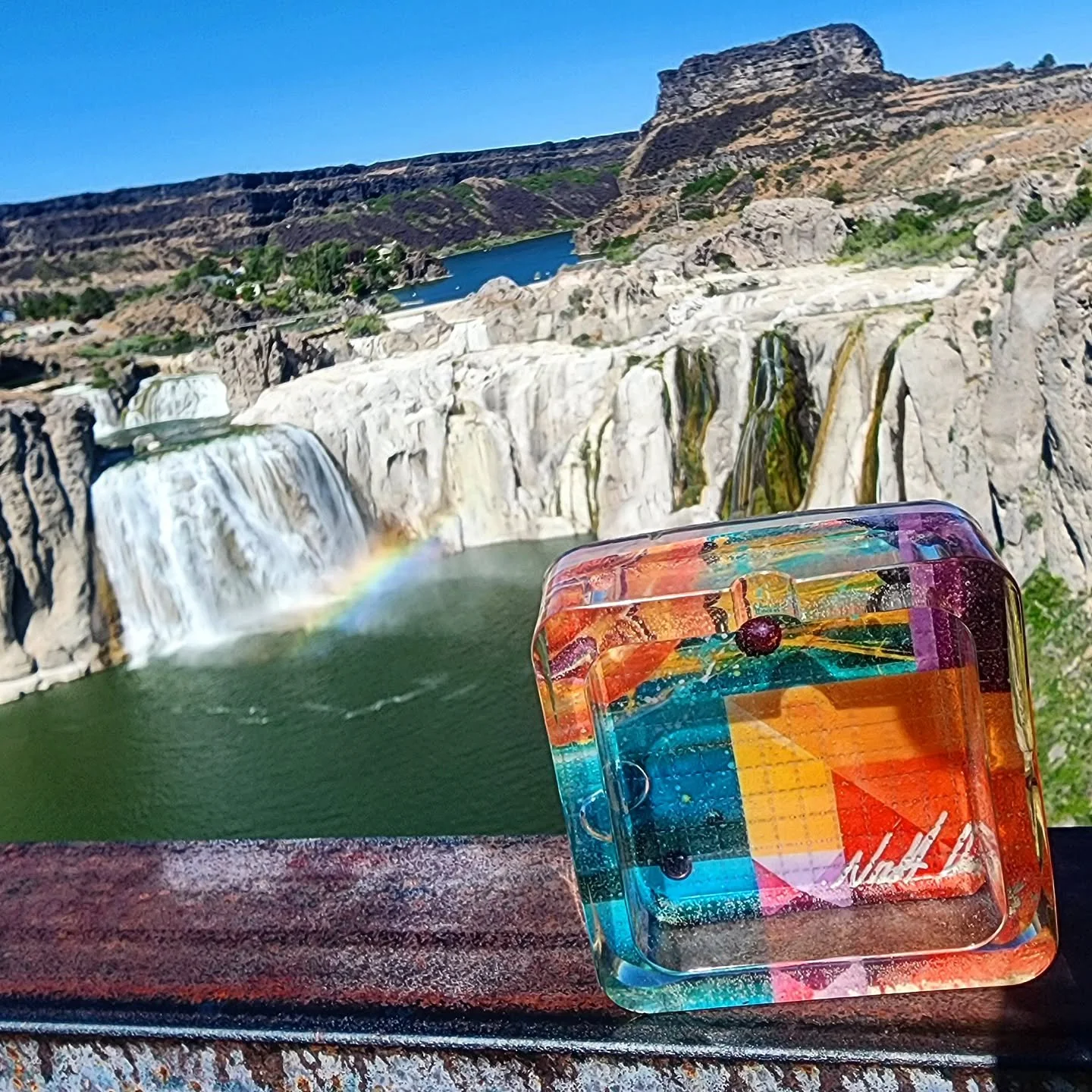 A Signed @nathan_hass &times; @blotteronblotter Ashtray, Overlooking Shoshone Falls. Was such a stunning view. The falls sit at 212ft tall &amp; it's the second biggest Waterfall by Volume in the US.🌈
Fun fact: On September 8, 1974, Evel Knievel str