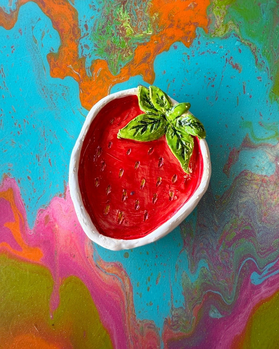 Coming up this weekend- join us to make the cutest clay dishes. We&rsquo;ll lead you in this beginner-friendly hand building project. Choose from a variety of fruits to create 🍓🍋 Hit the link in our bio to sign up!