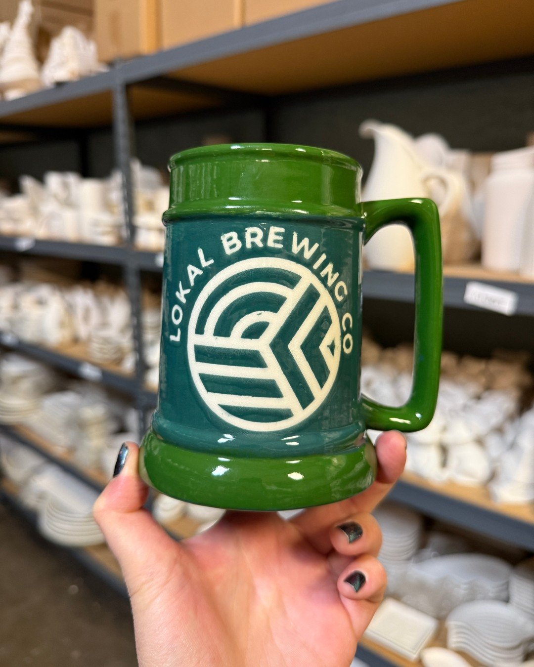 Some of the awesome steins created at @lokalbrewco during our last event (and one bonus witch kitty) 🍻 We&rsquo;ll be painting Christmas trees there next month; tickets are already over halfway sold out- grab yours soon (link in our bio)🎄🎨