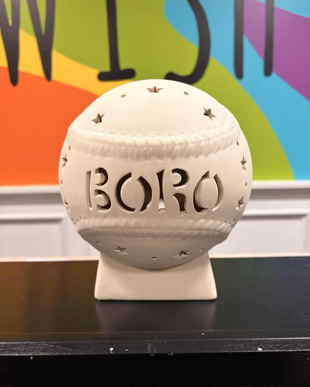 Obsessed with our new custom pieces 💛🖤 We have some Boro-themed pieces for walk-in painting, or become the ultimate fan and custom order one for your favorite team or town 🎨