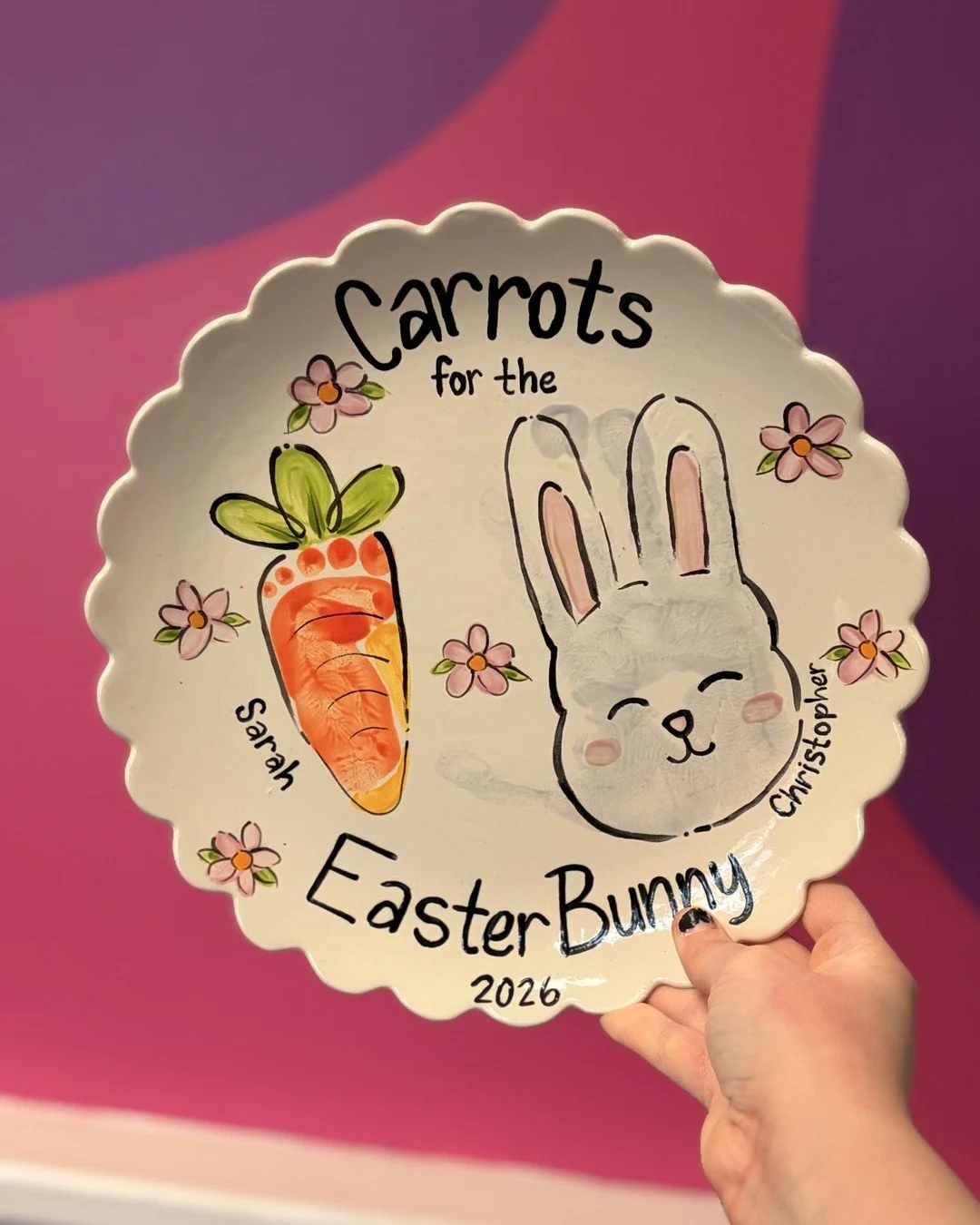 The cutest Easter keepsake plate🐰 We handprint options for all seasons, stop in to make a memory of those little fingers and toes 🎨