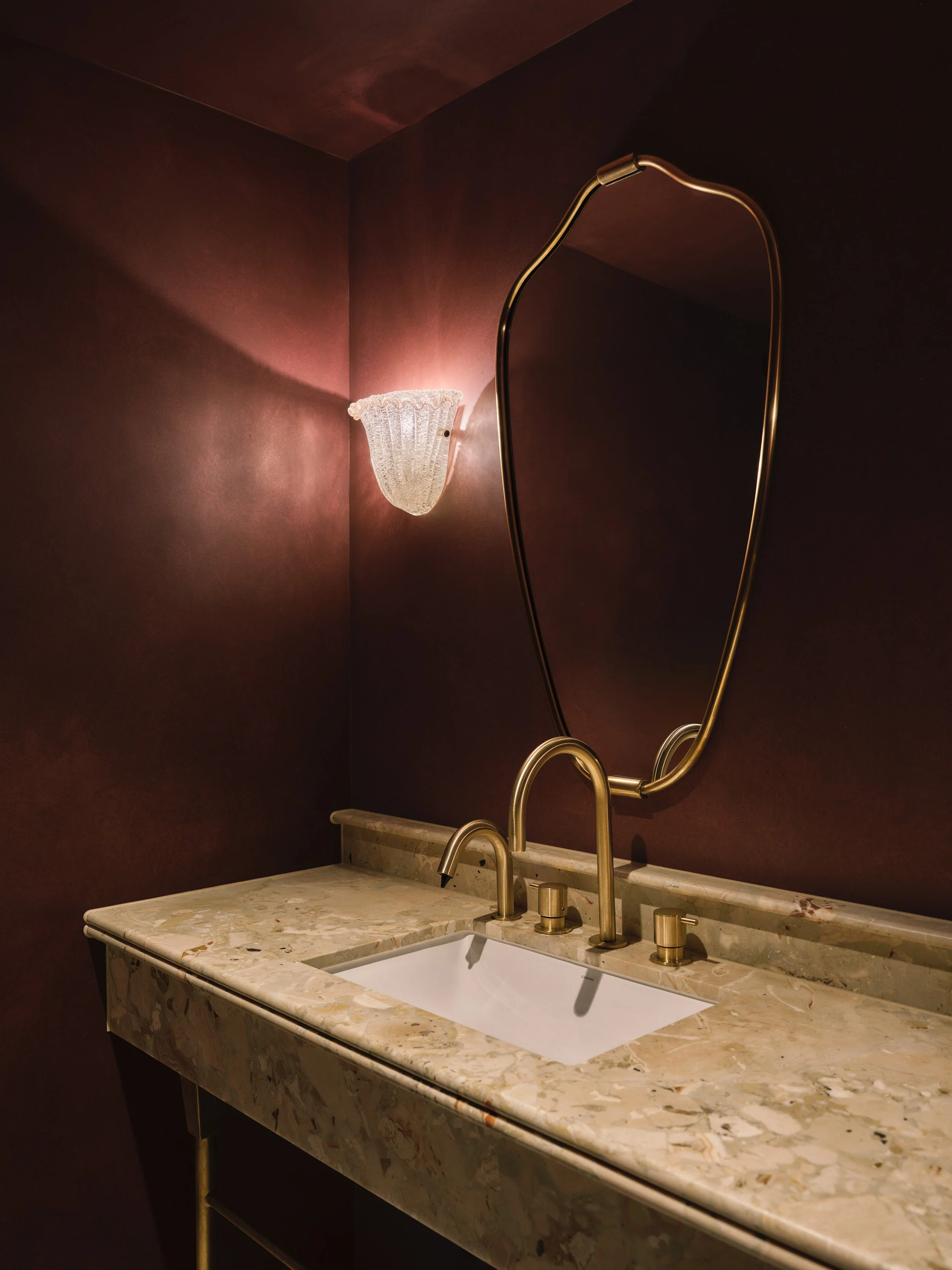 Squillace-Architects_Grappa_StevenWoodburn_23.jpg